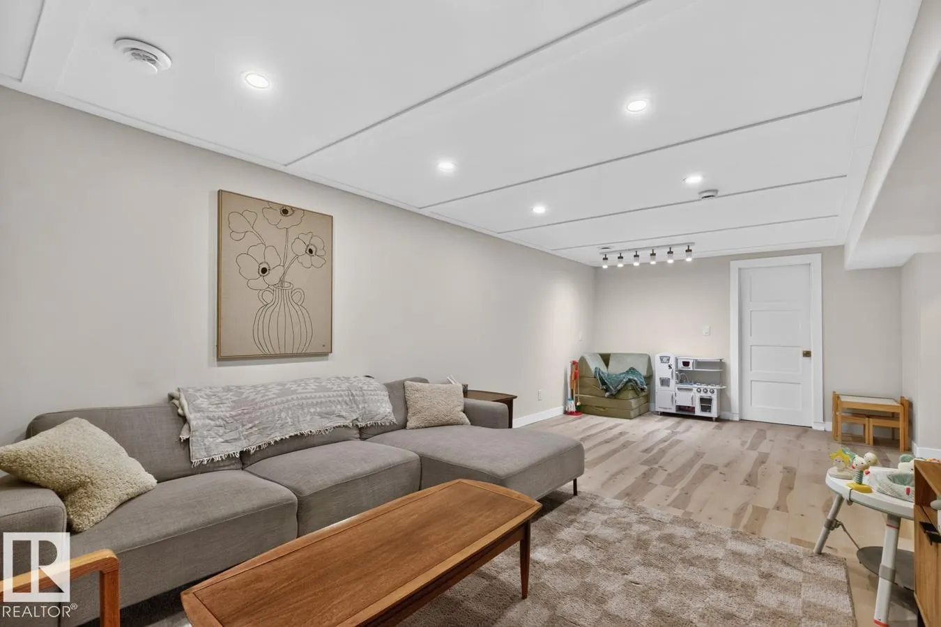 11953 ST ALBERT Trail