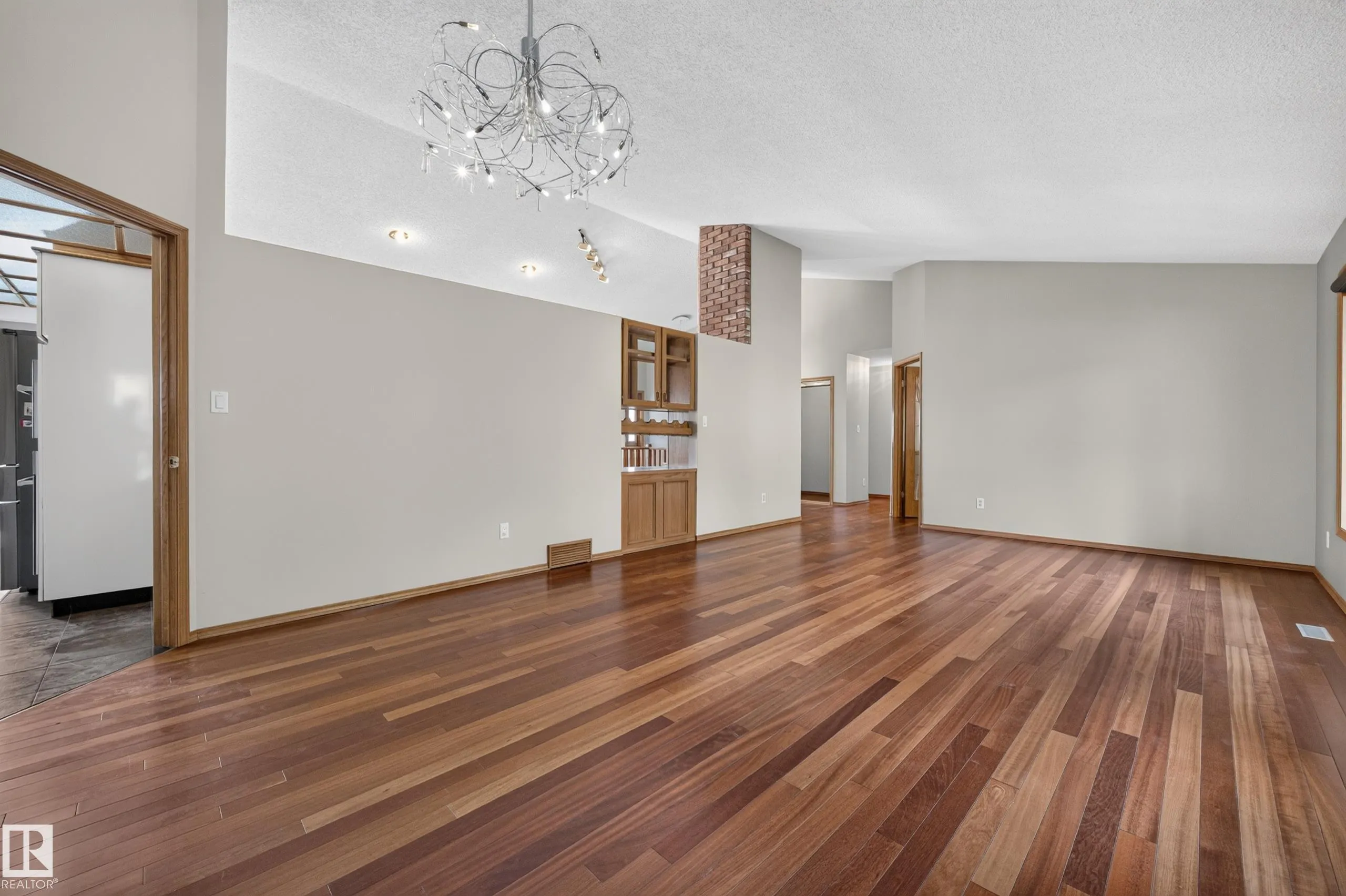 19403 Fort Rd