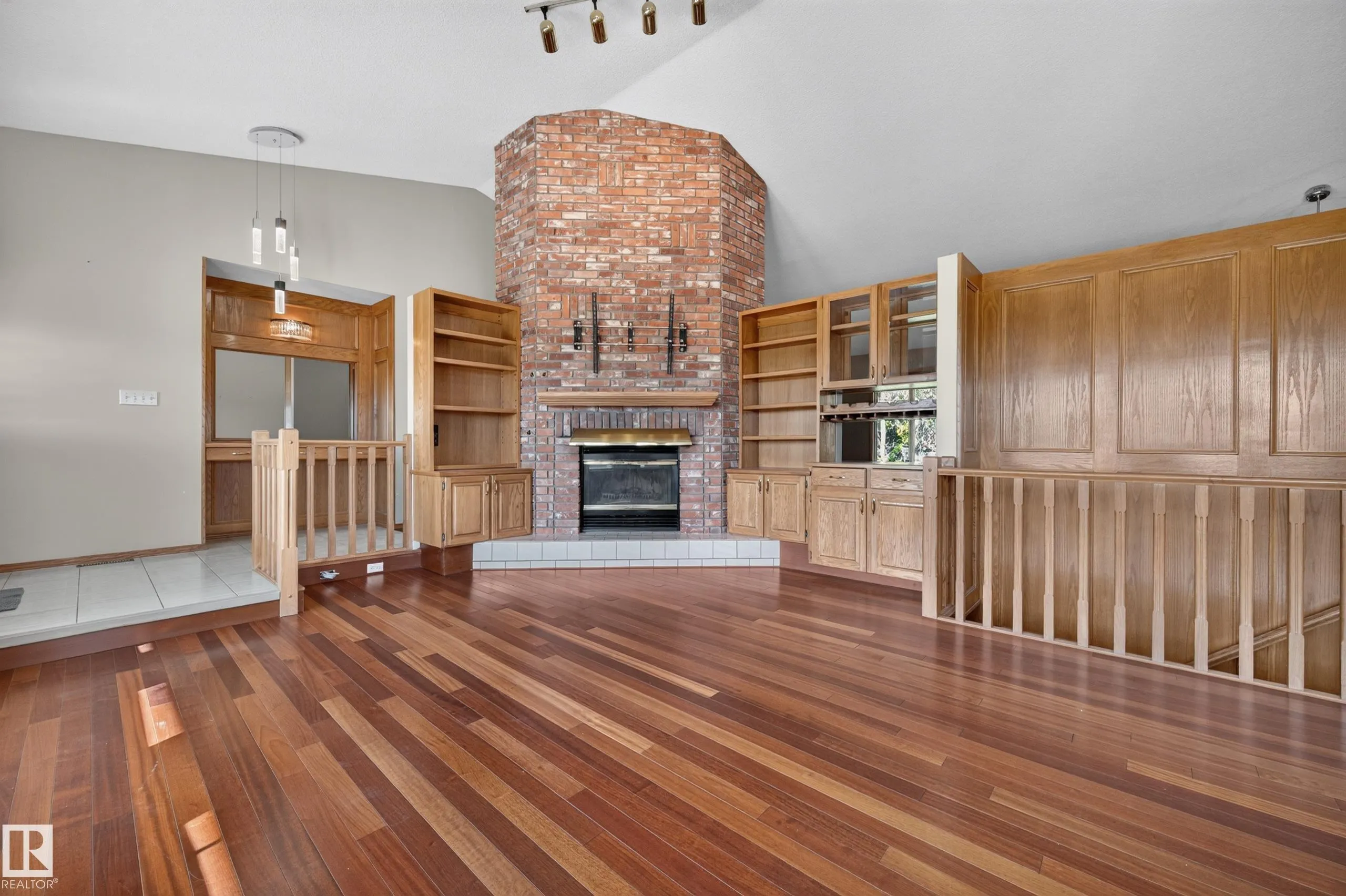 19403 Fort Rd