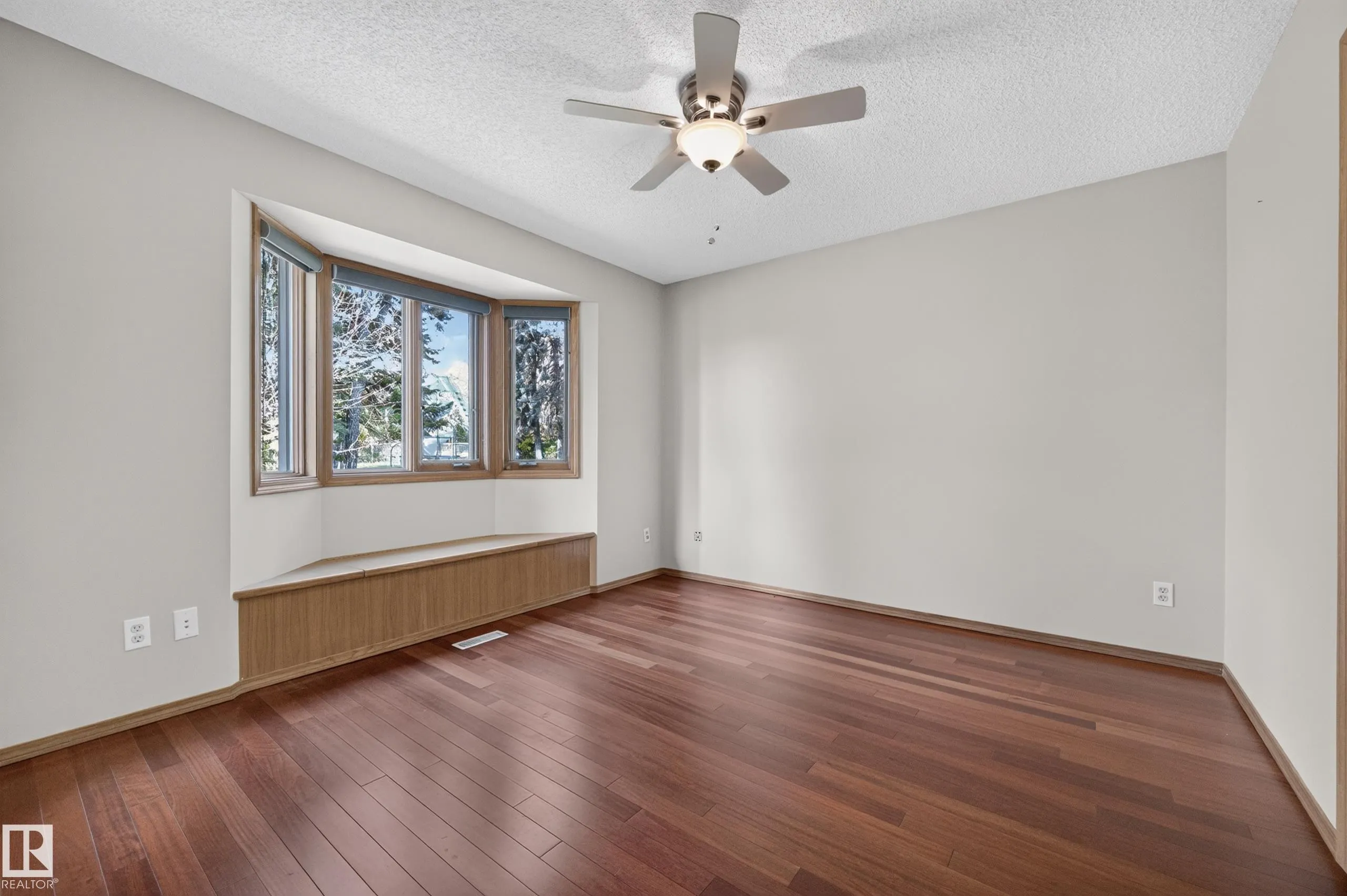 19403 Fort Rd