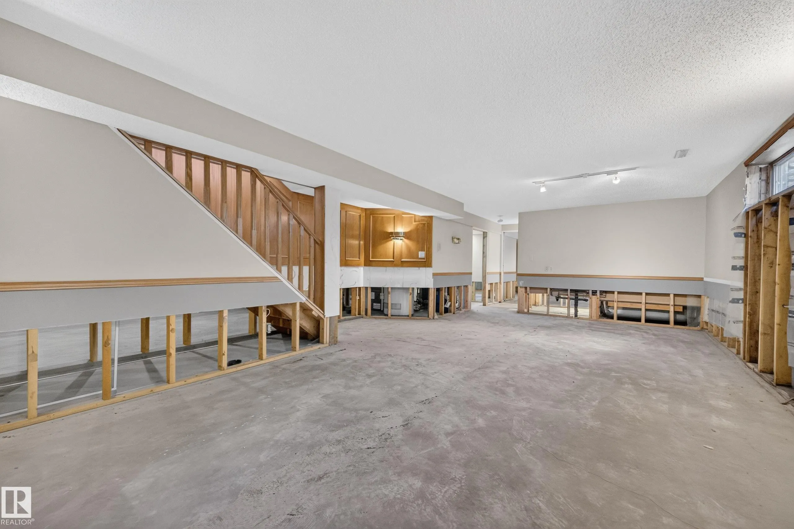 19403 Fort Rd