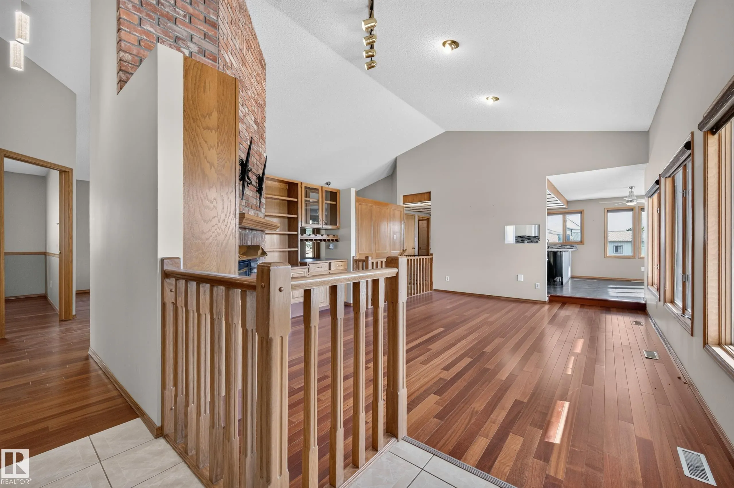 19403 Fort Rd