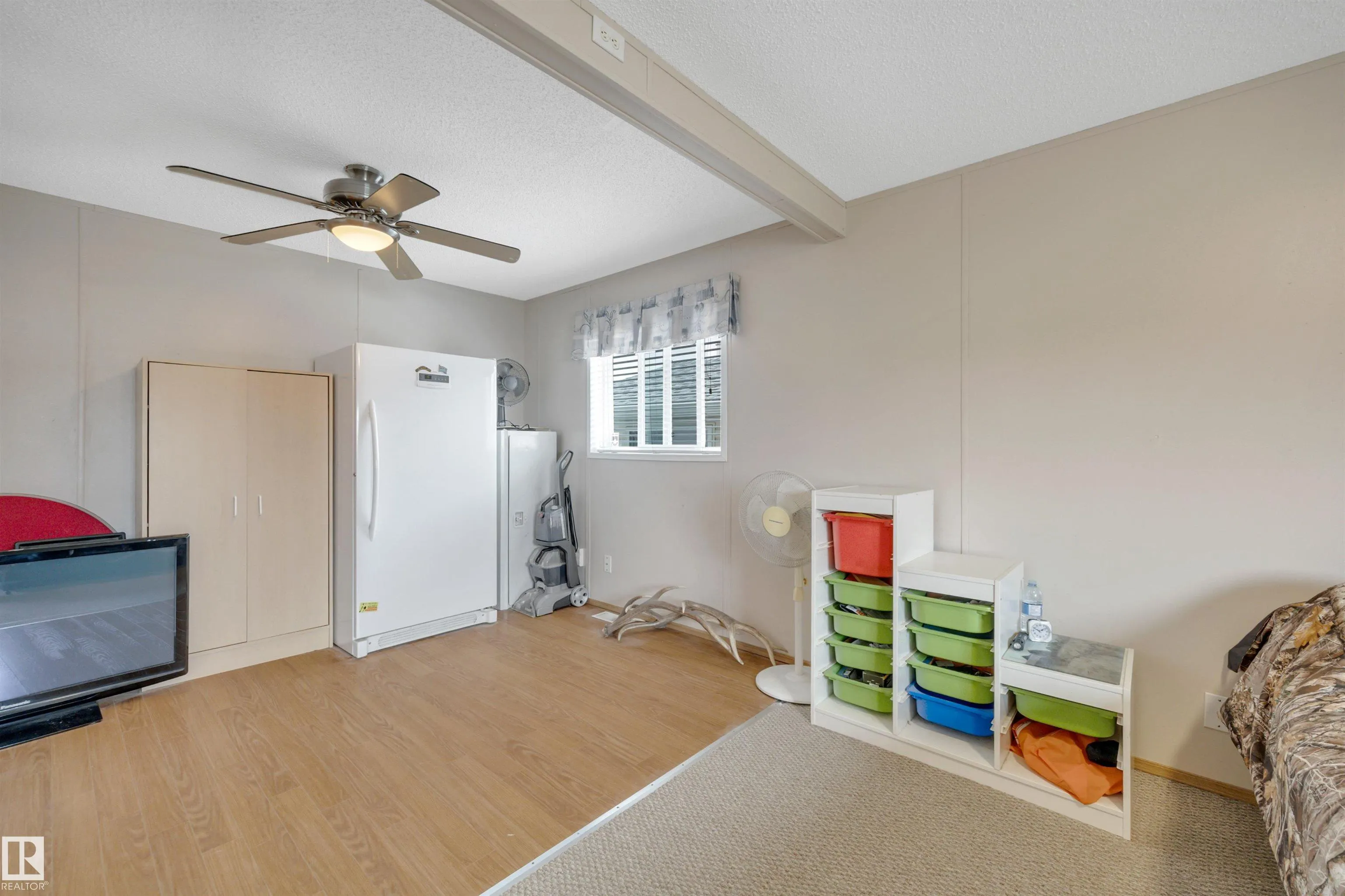 1666 Jubilee Crescent