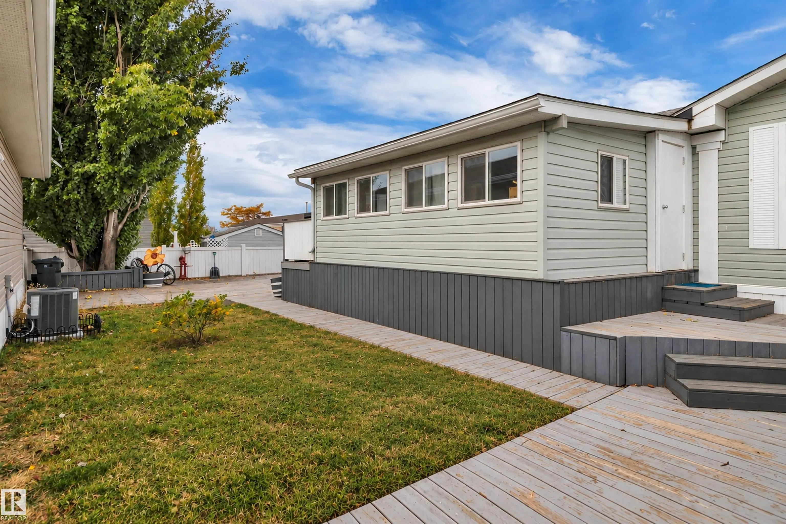 1666 Jubilee Crescent
