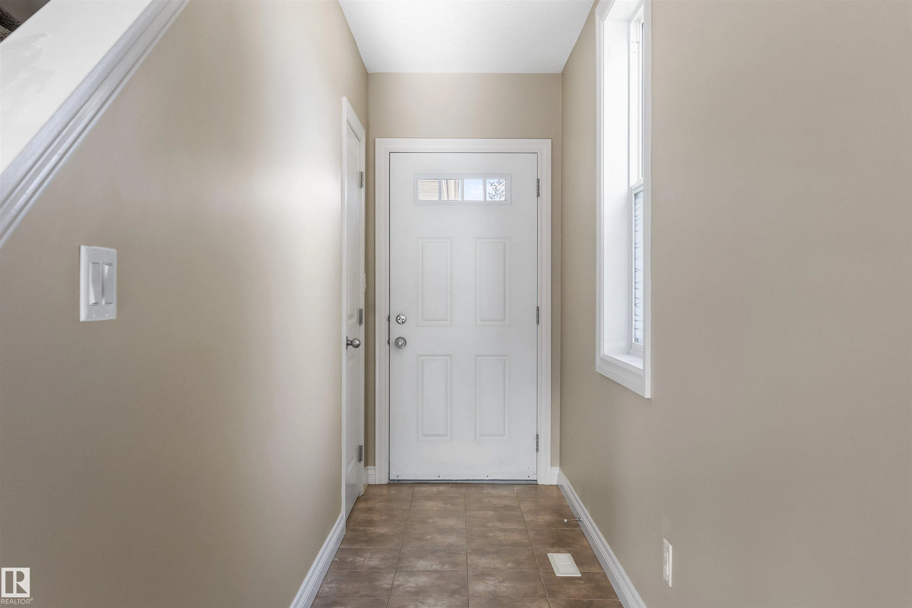 1 ROSEBERRY Lane