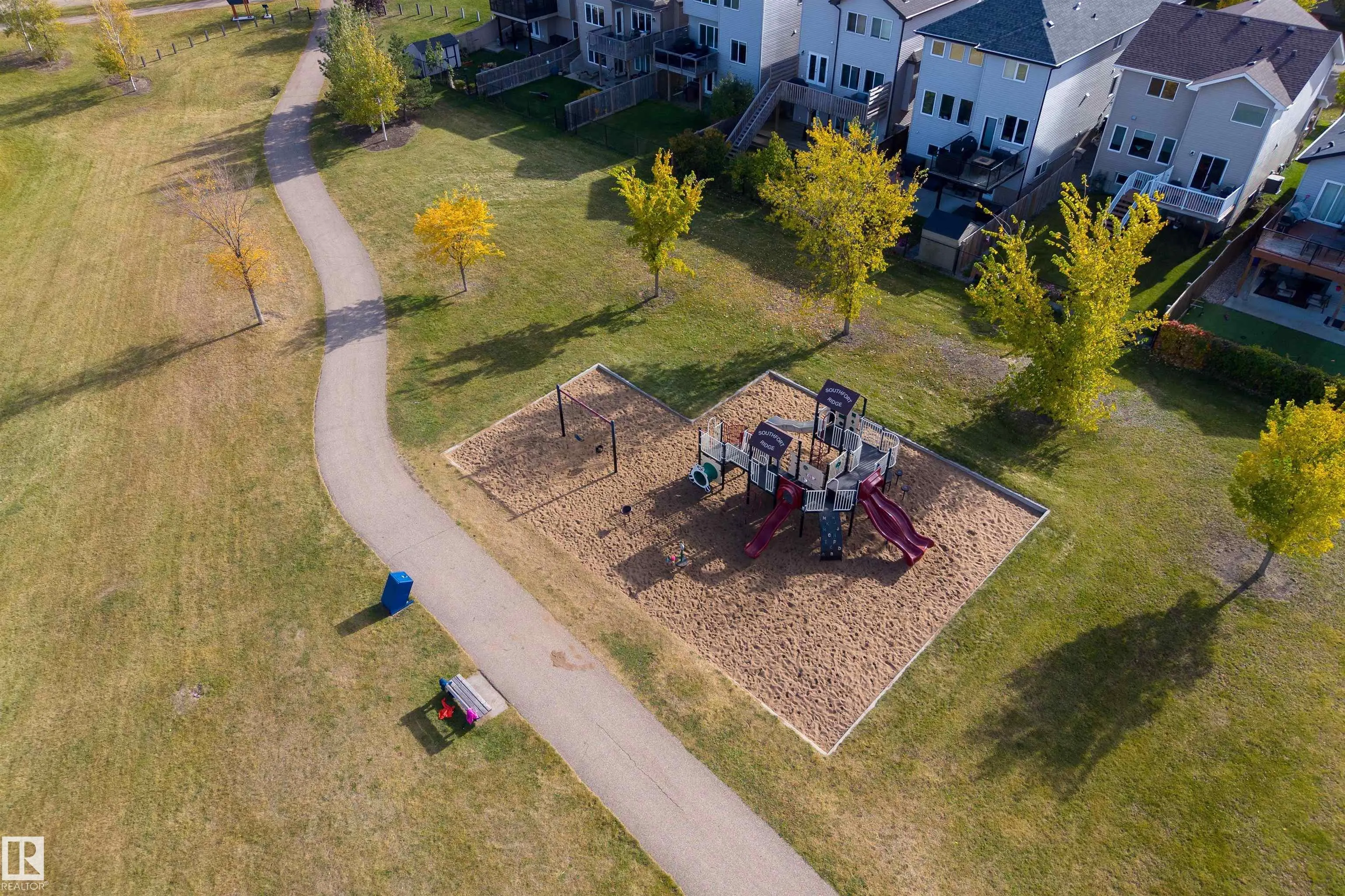 1 ROSEBERRY Lane