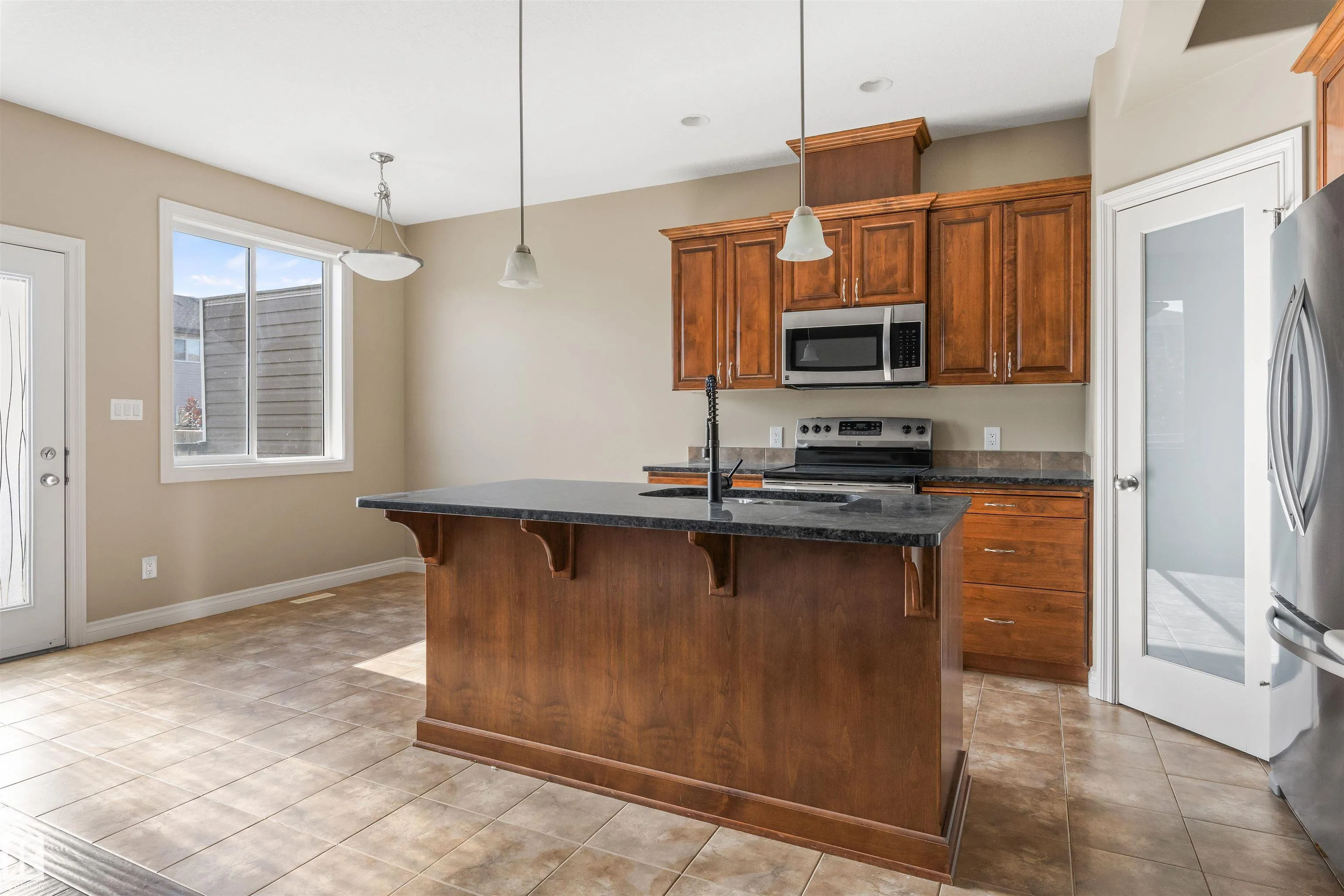 1 ROSEBERRY Lane