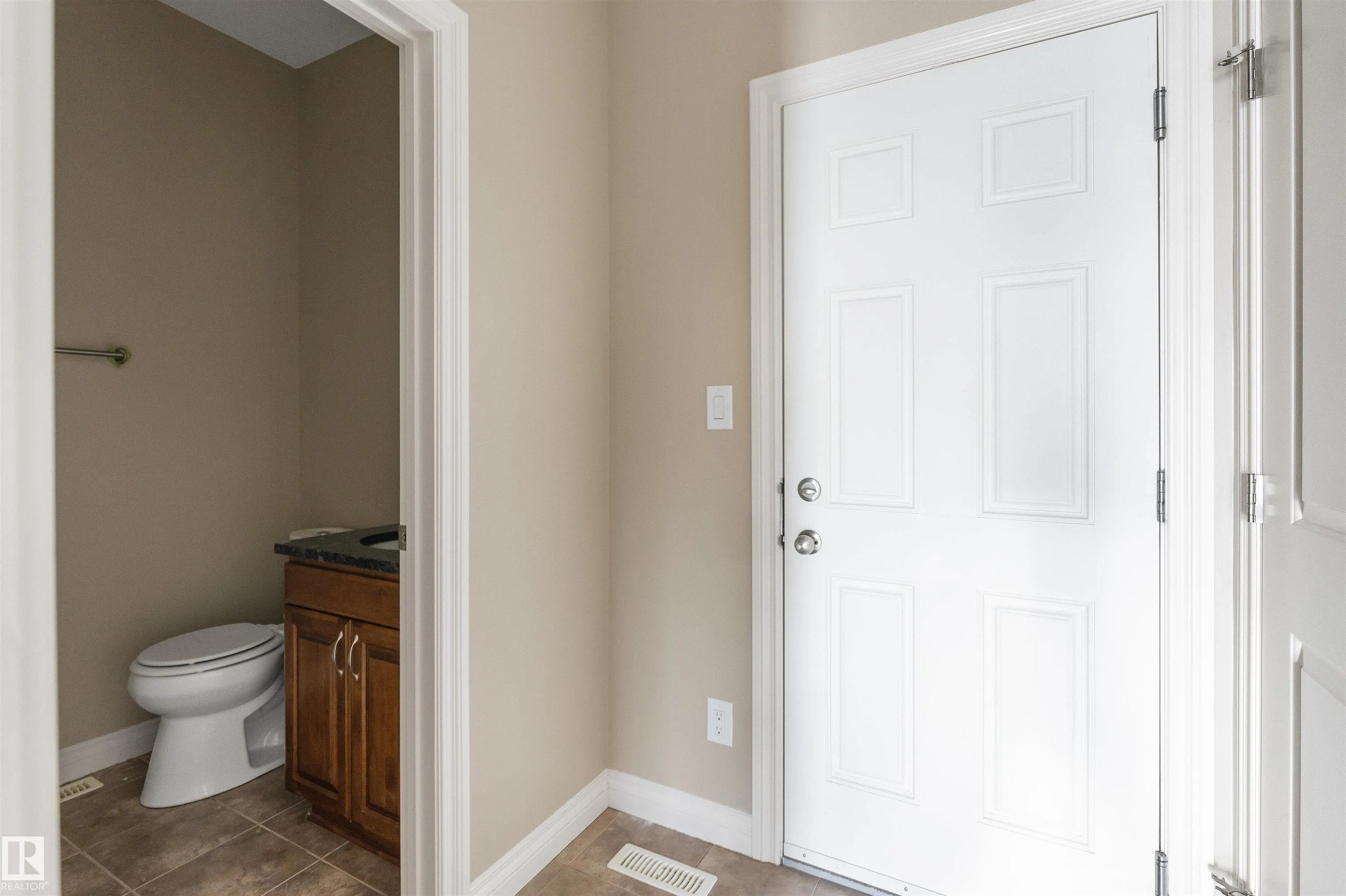 1 ROSEBERRY Lane
