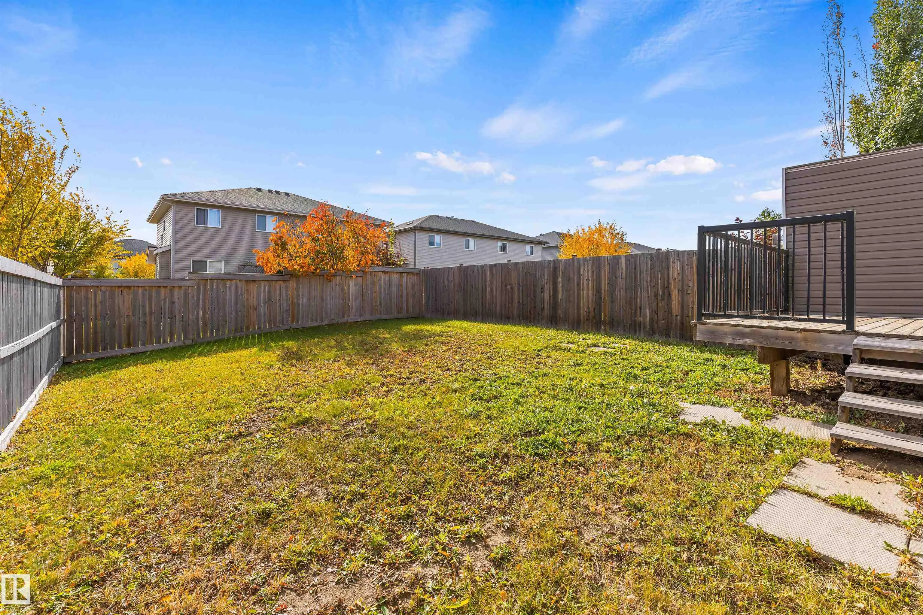 1 ROSEBERRY Lane