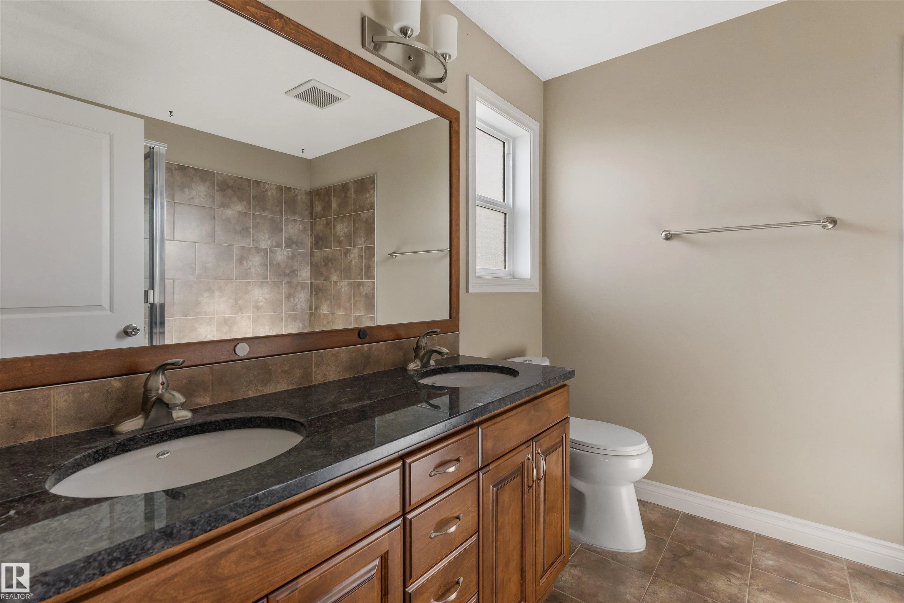 1 ROSEBERRY Lane