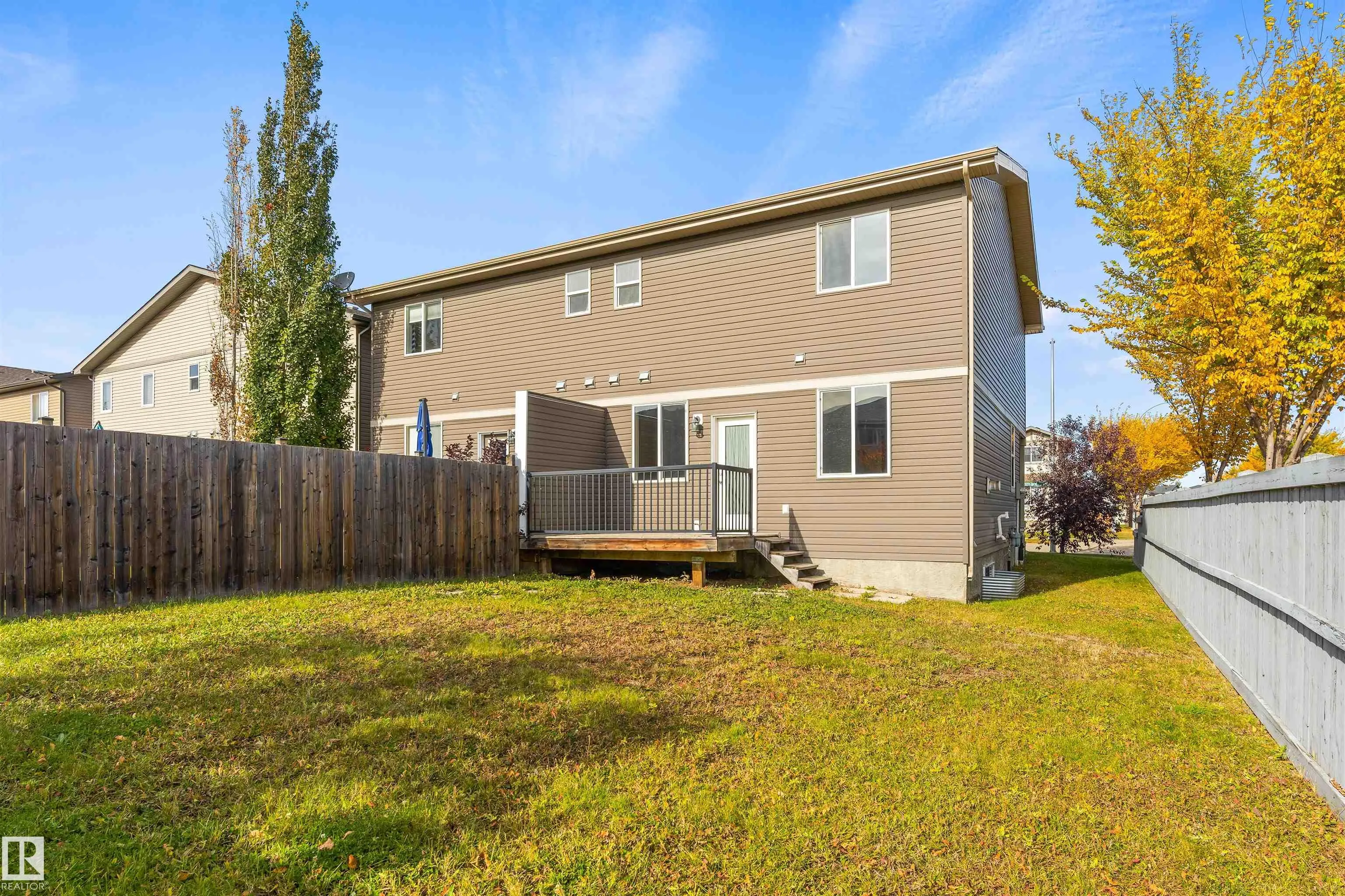 1 ROSEBERRY Lane