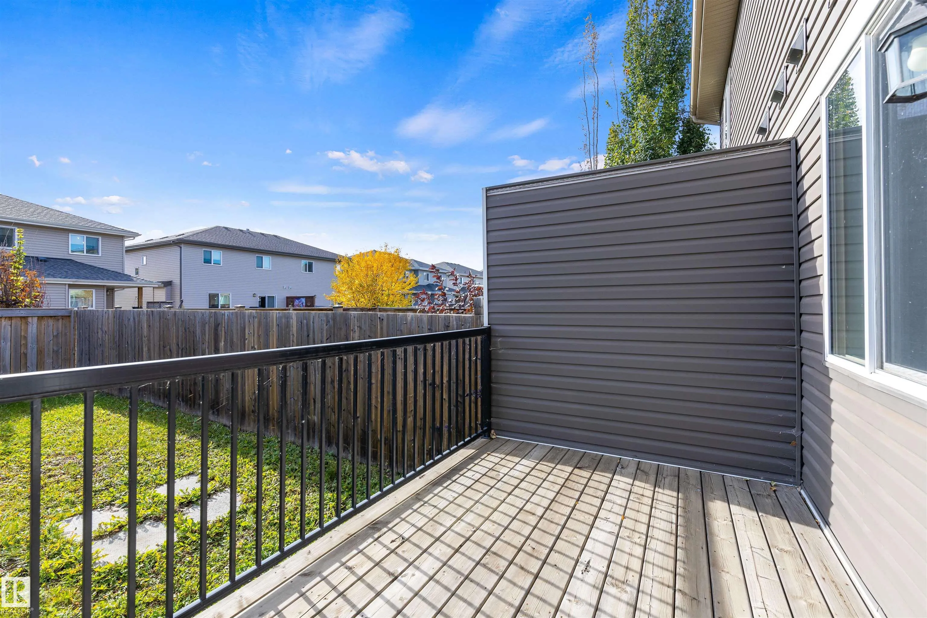 1 ROSEBERRY Lane