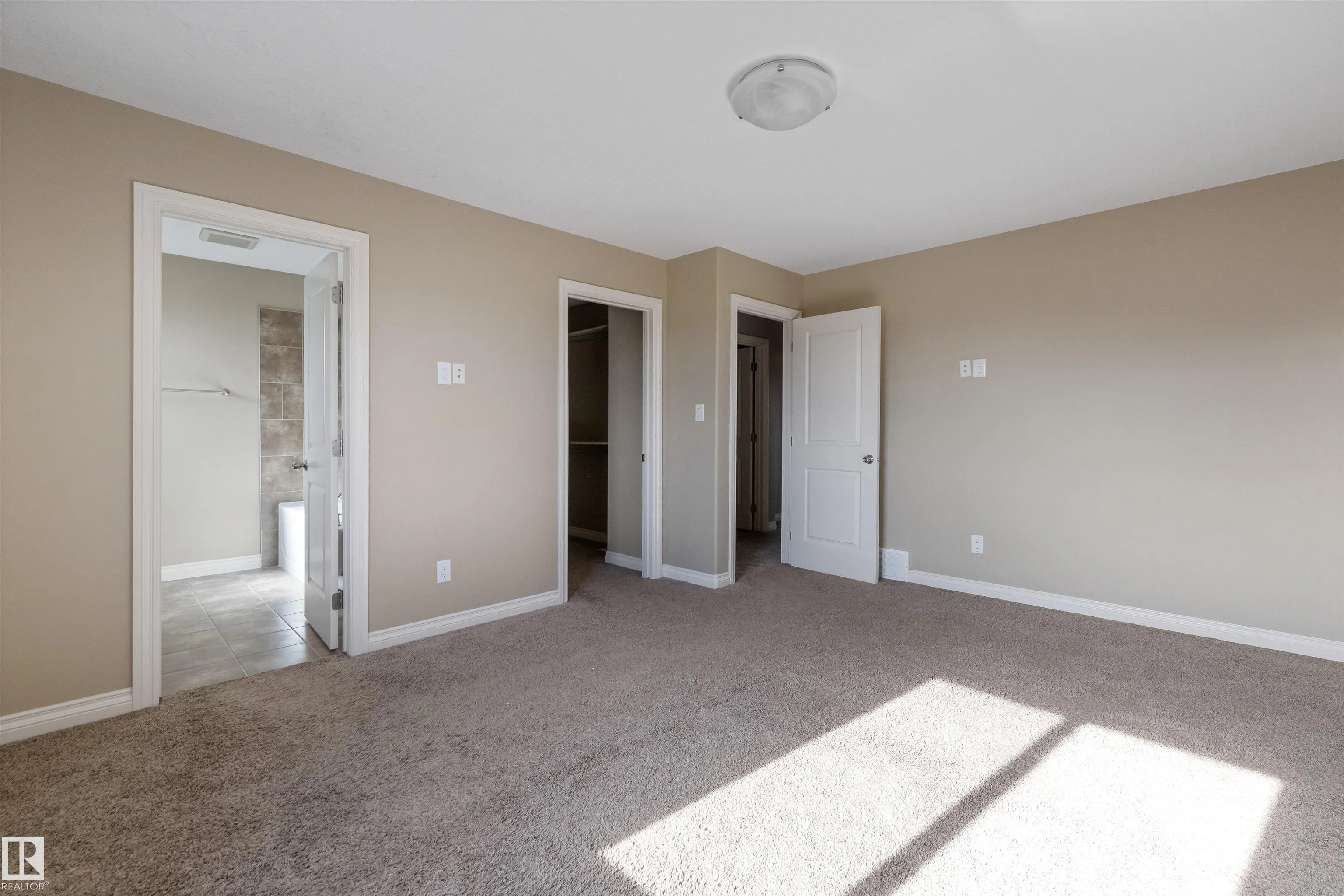 1 ROSEBERRY Lane