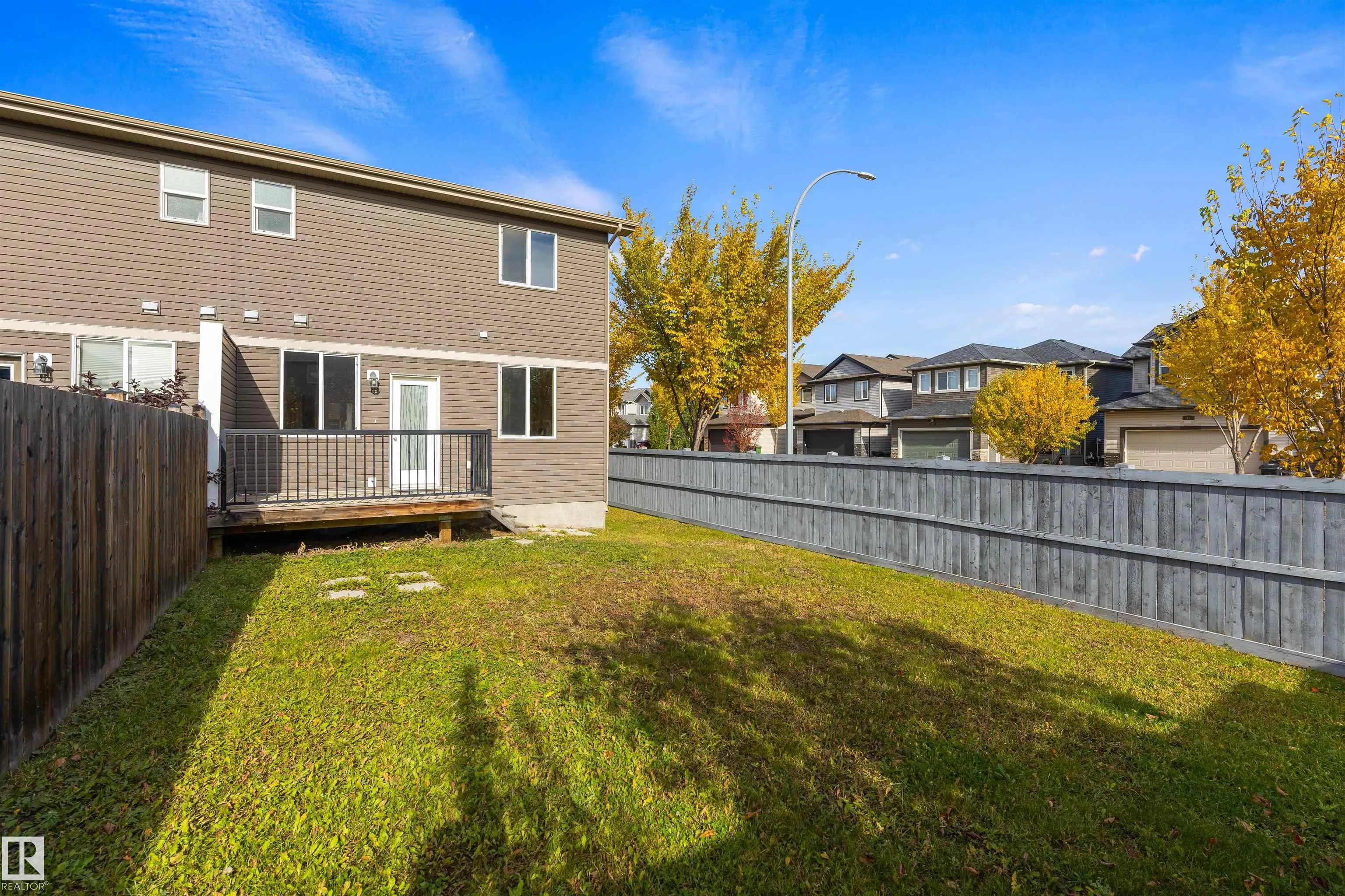1 ROSEBERRY Lane
