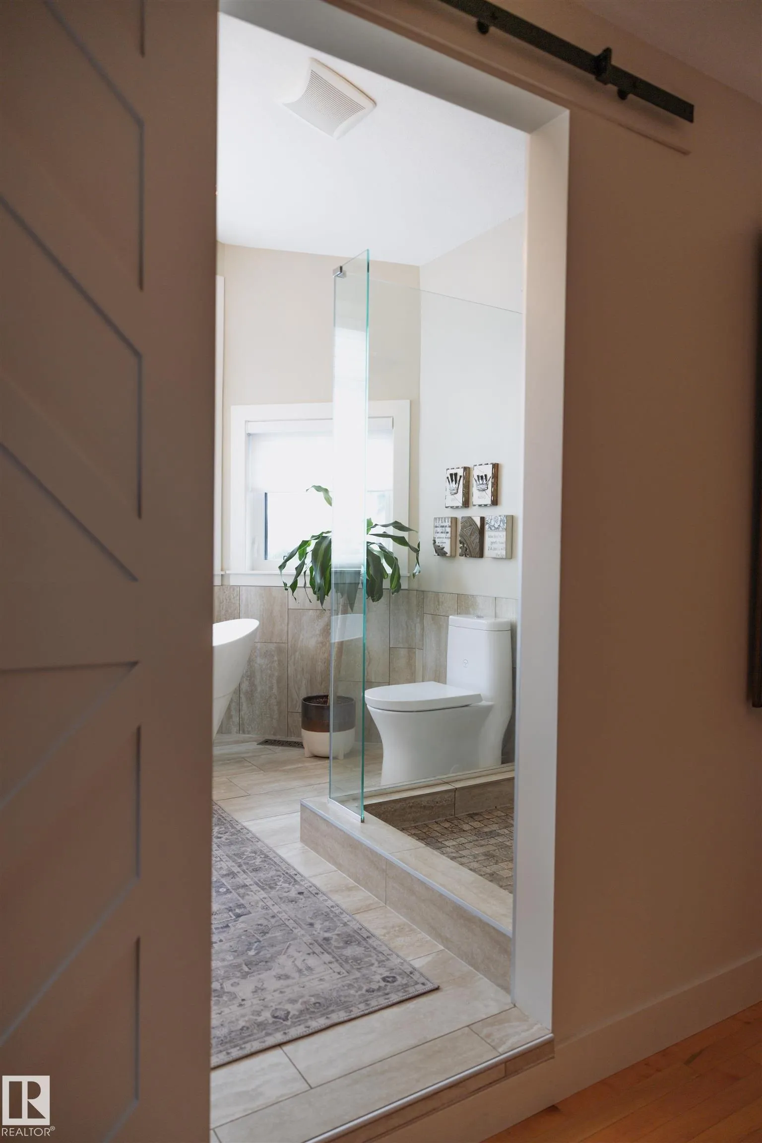48 ASTER Point(e)