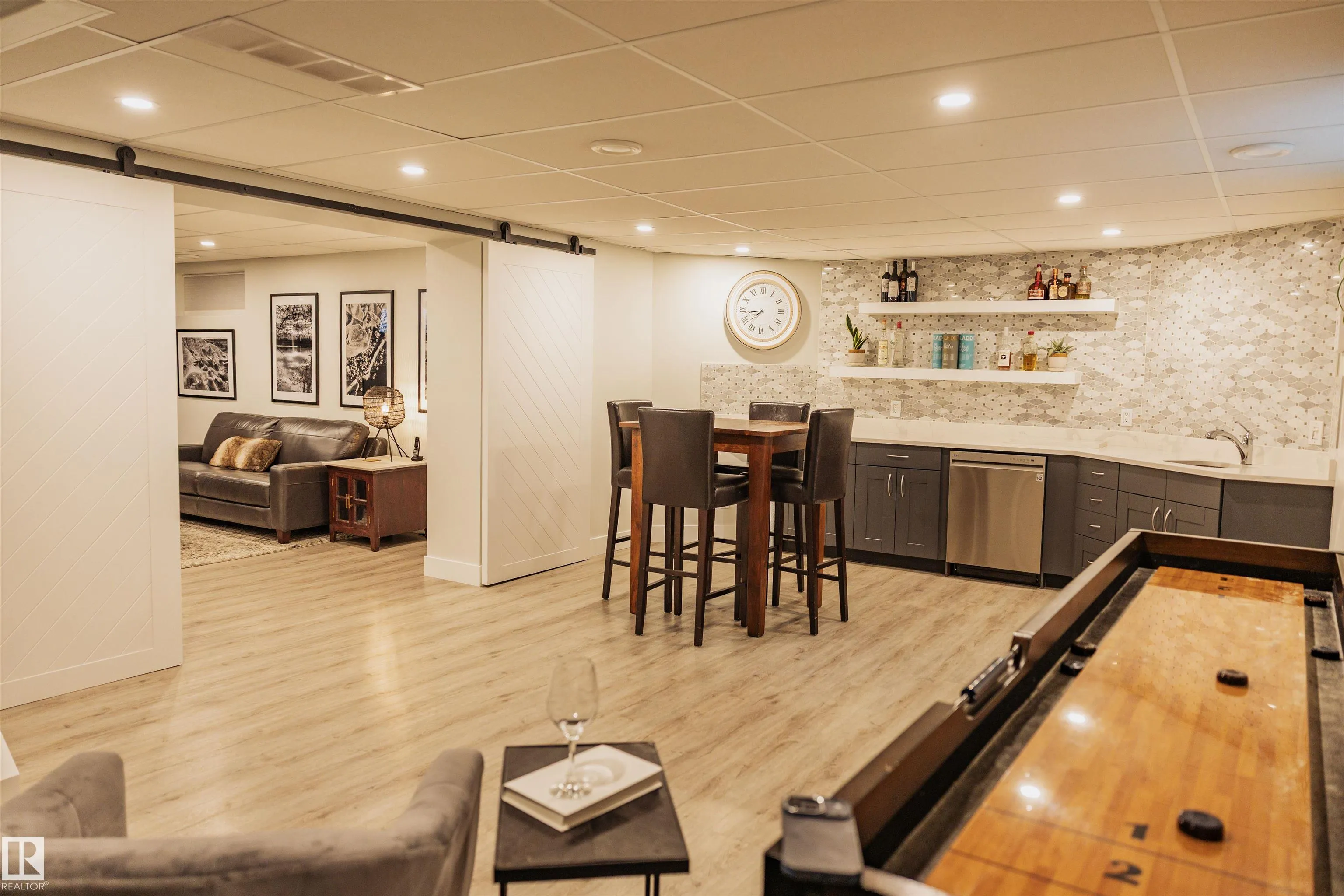 48 ASTER Point(e)
