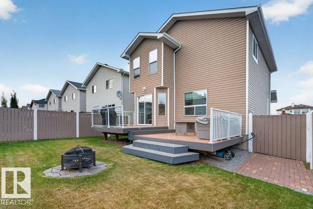 31 Douglas Crescent
