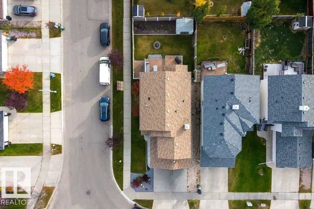 31 Douglas Crescent