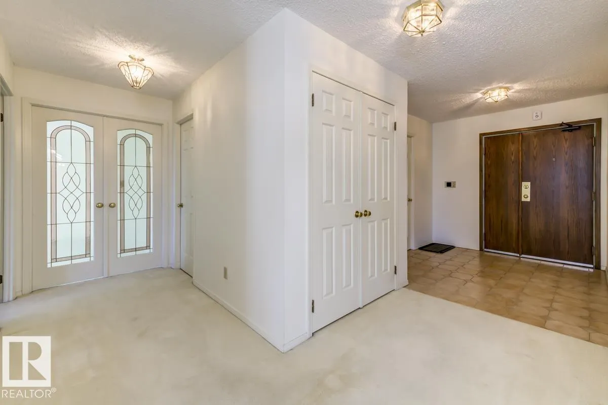 11503 100 Avenue