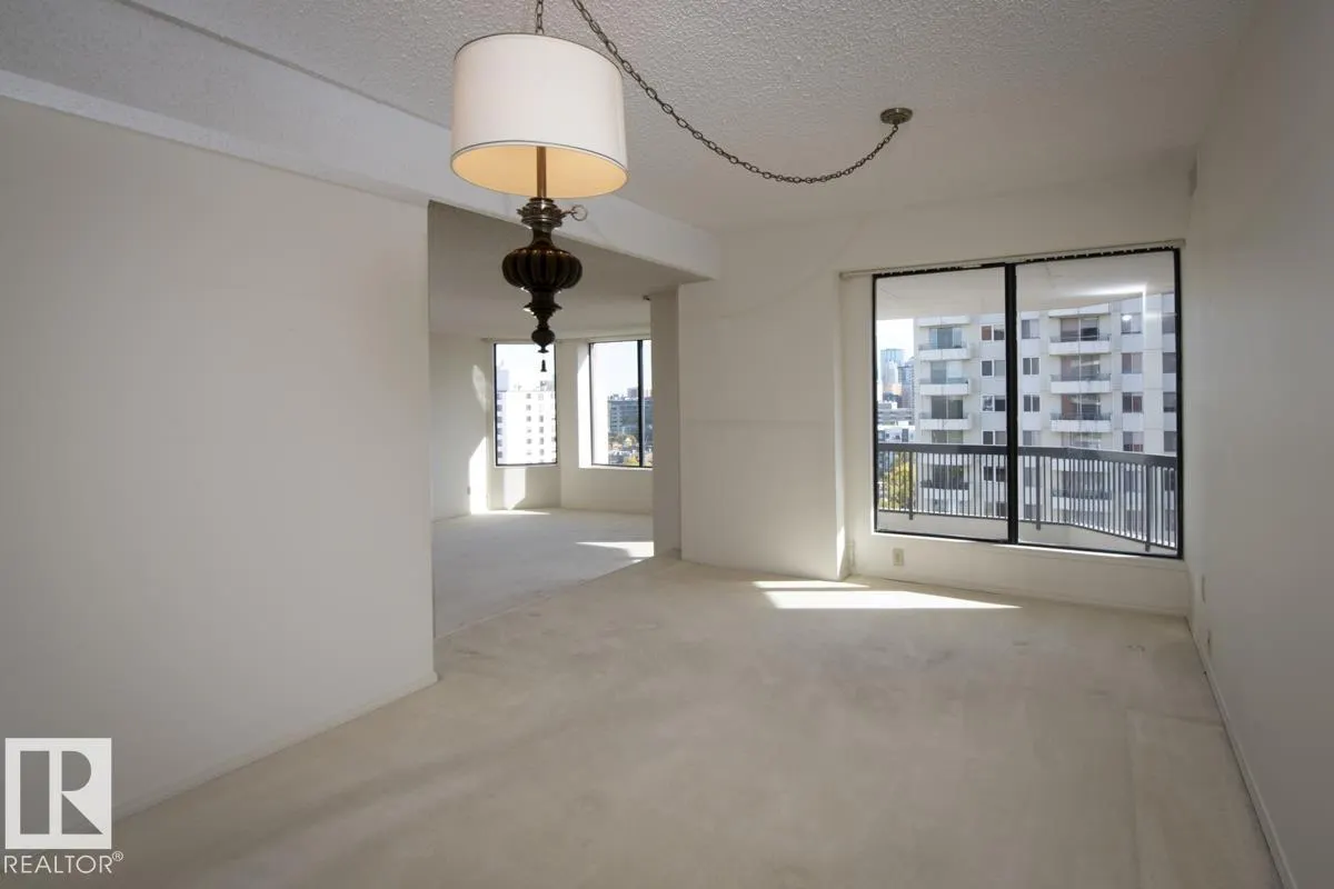 11503 100 Avenue