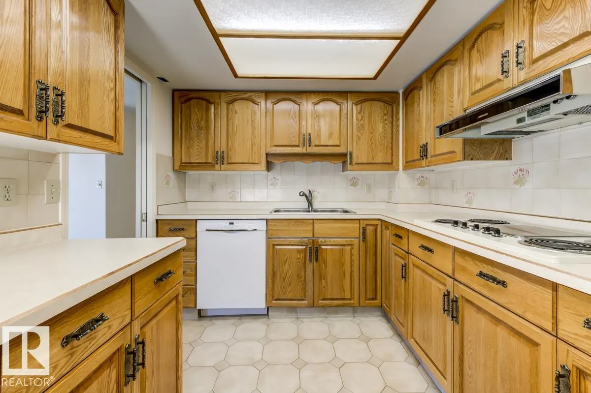 11503 100 Avenue