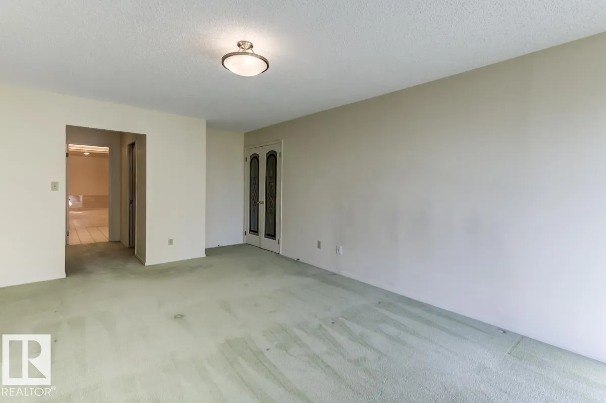 11503 100 Avenue