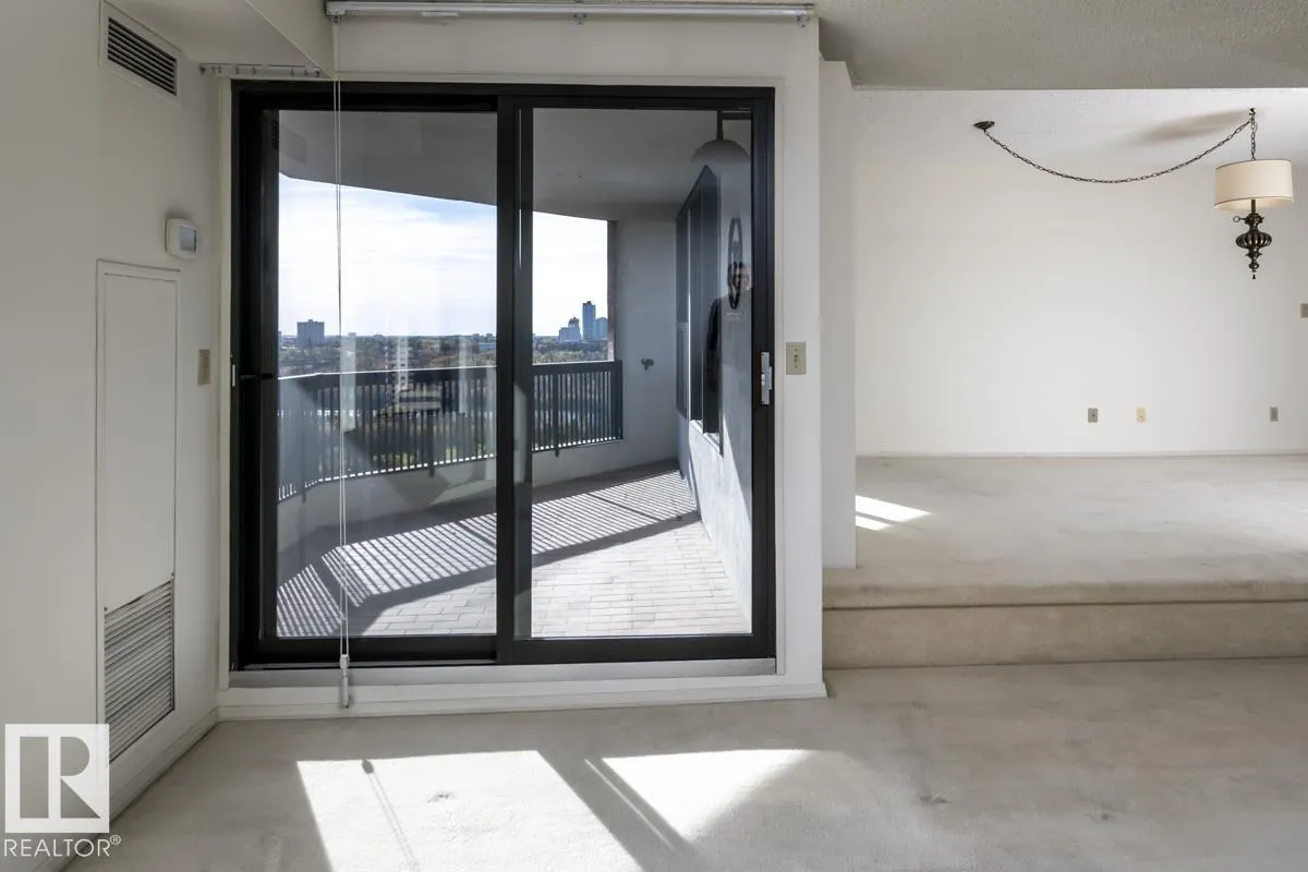 11503 100 Avenue