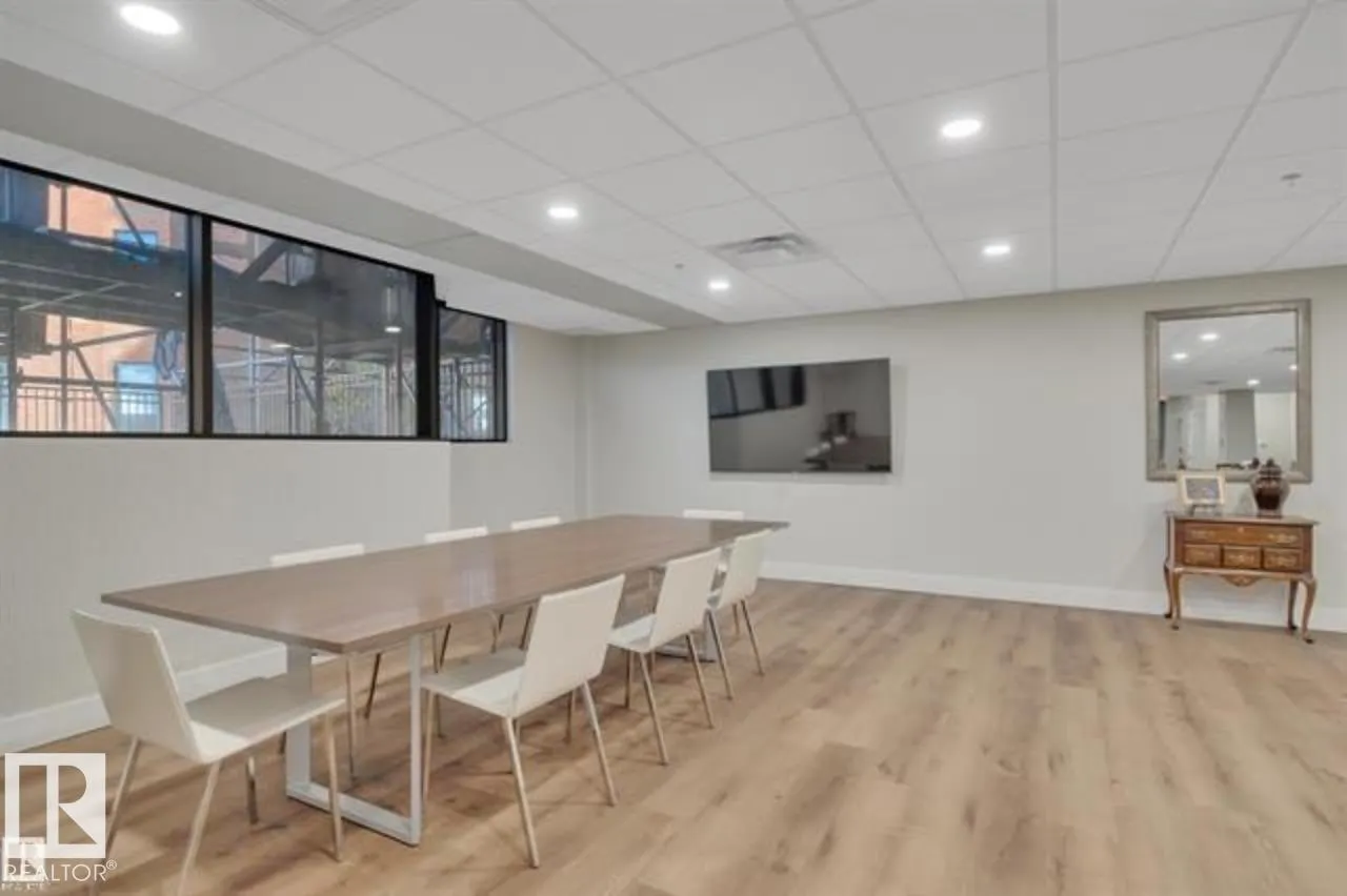 11503 100 Avenue