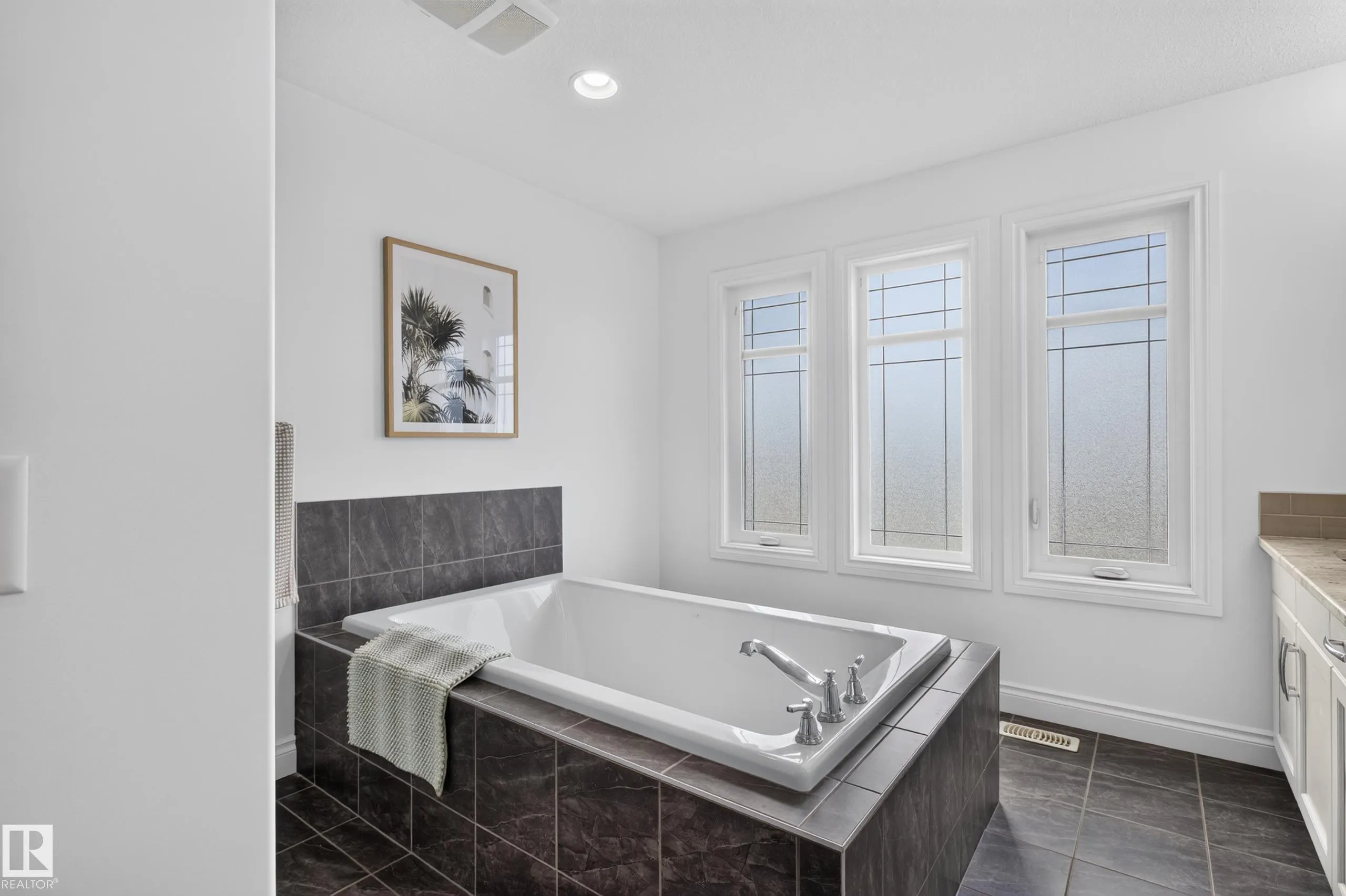 2250 ASPEN Trail