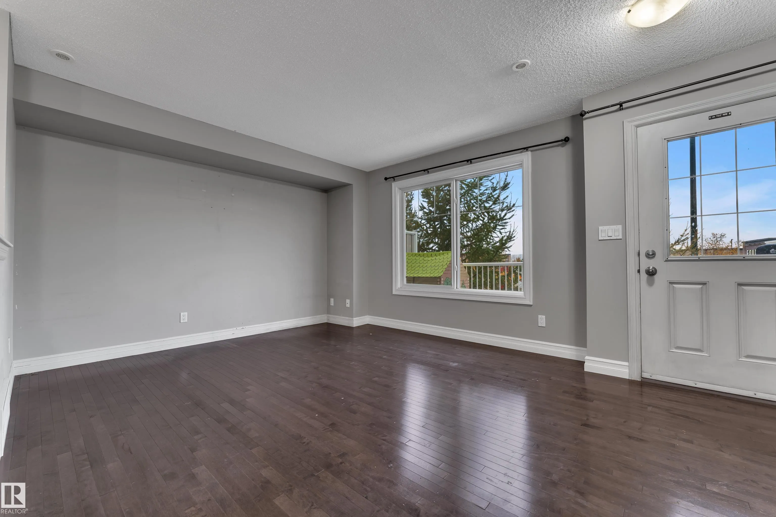 655 TAMARACK Road