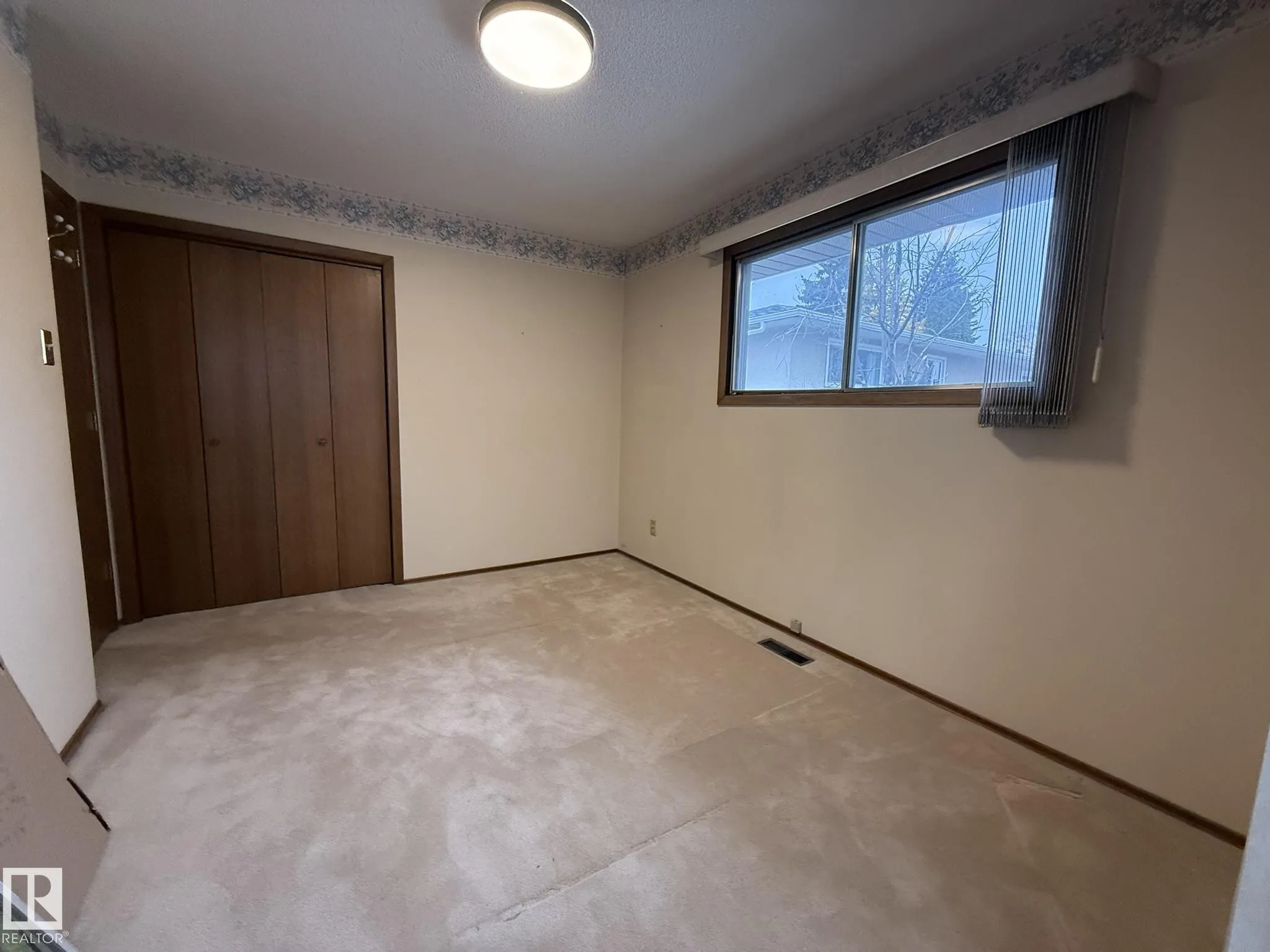 15207 73A Street