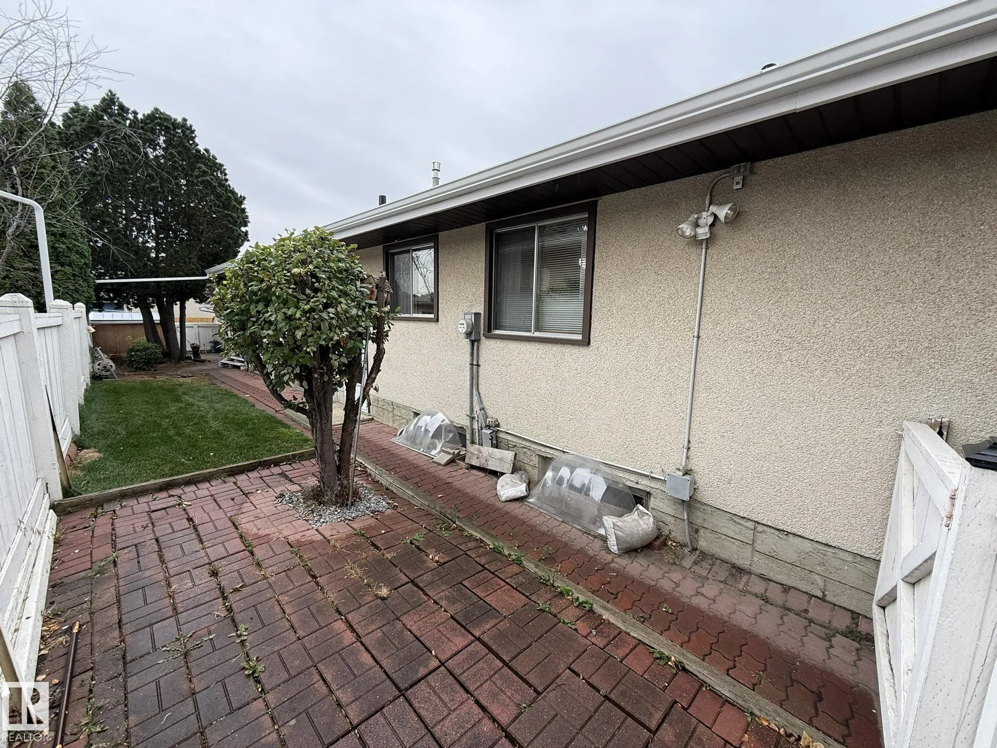 15207 73A Street