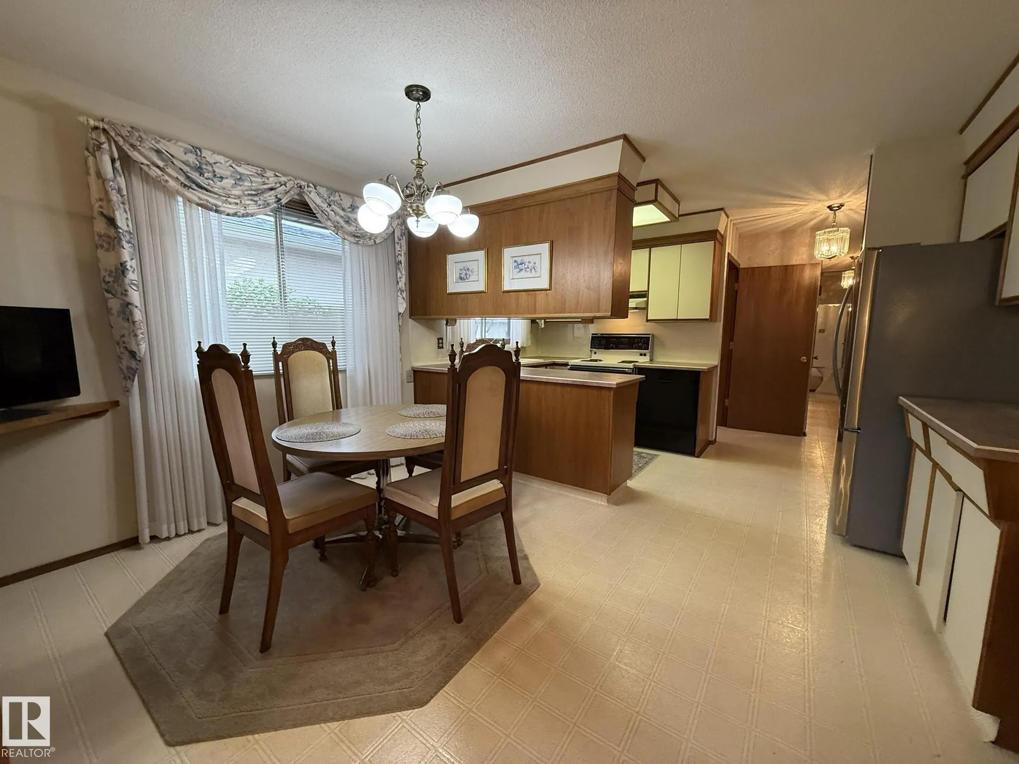 15207 73A Street