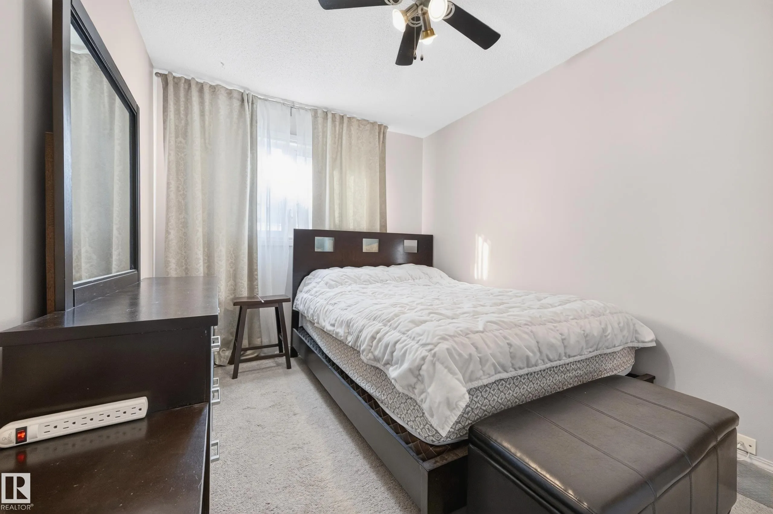 15A CALLINGWOOD Court