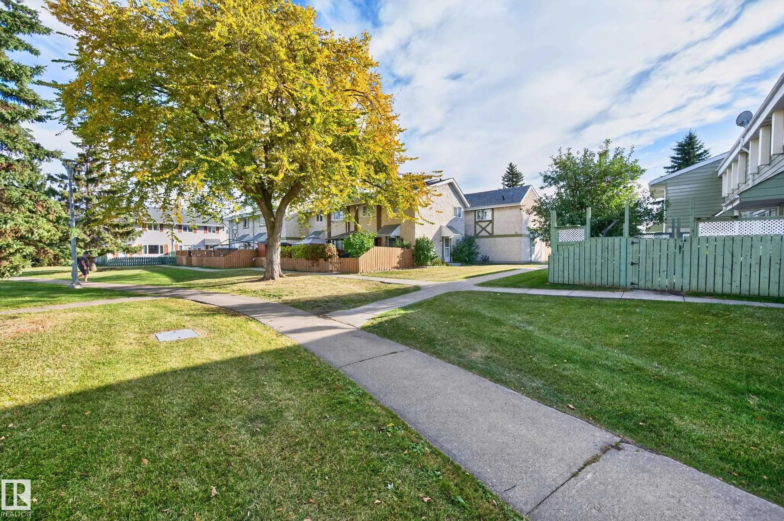 15A CALLINGWOOD Court