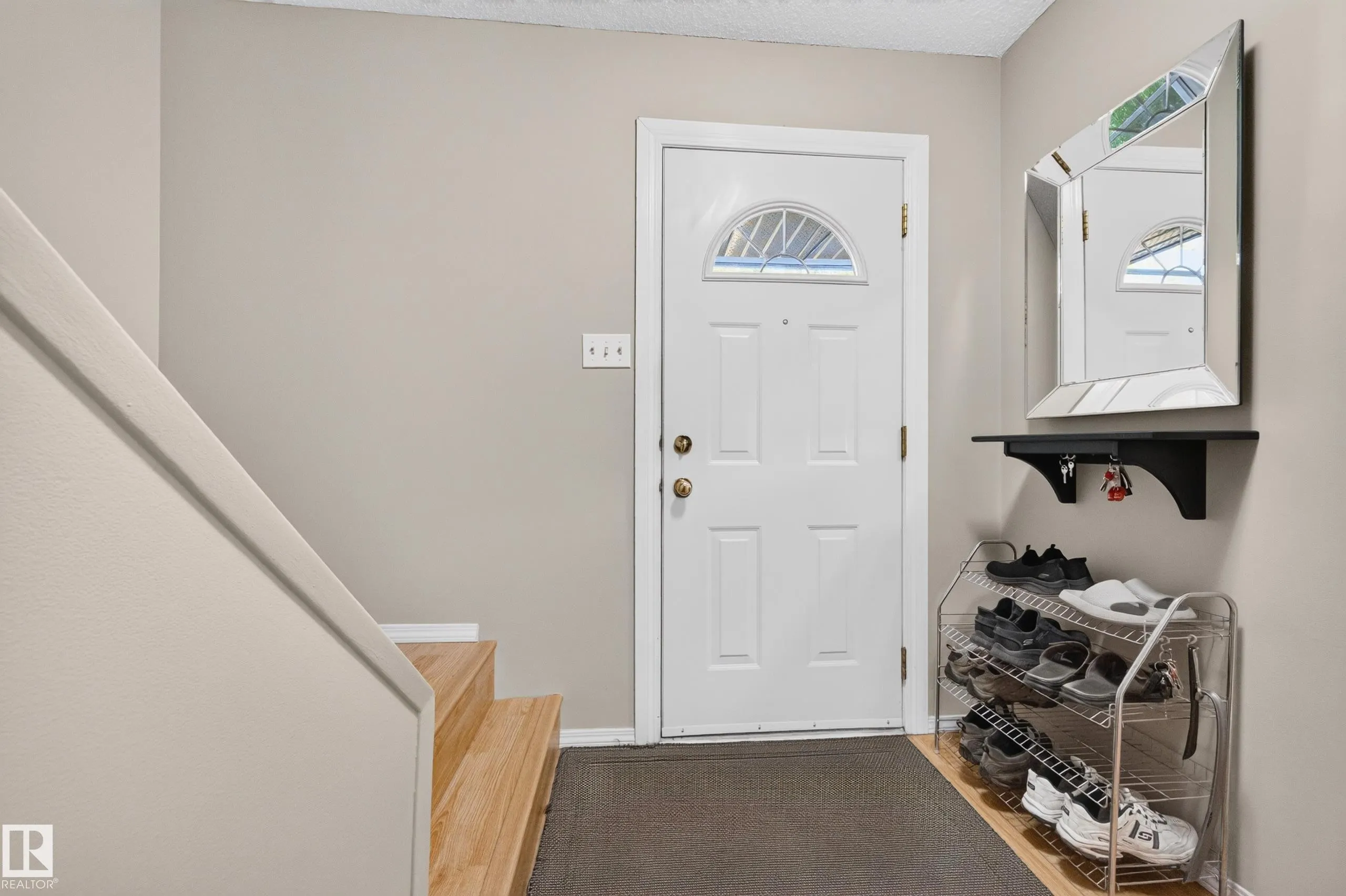 15A CALLINGWOOD Court