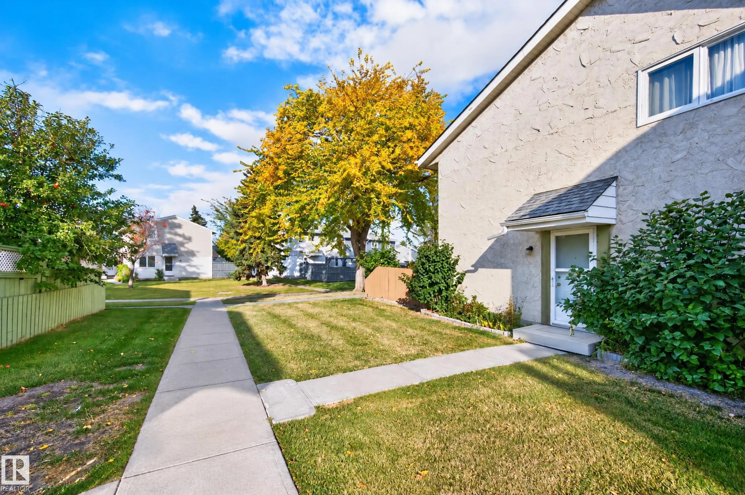 15A CALLINGWOOD Court