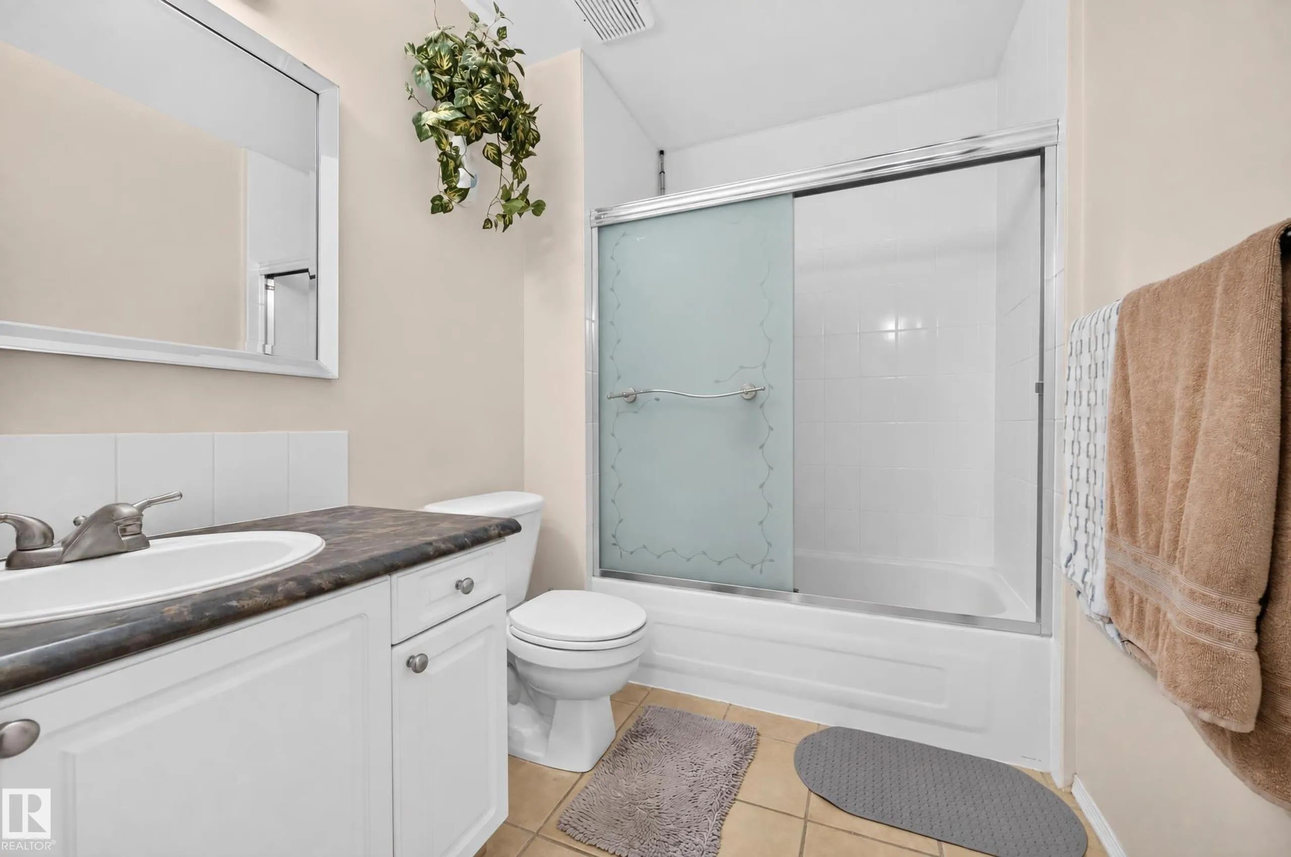 15A CALLINGWOOD Court