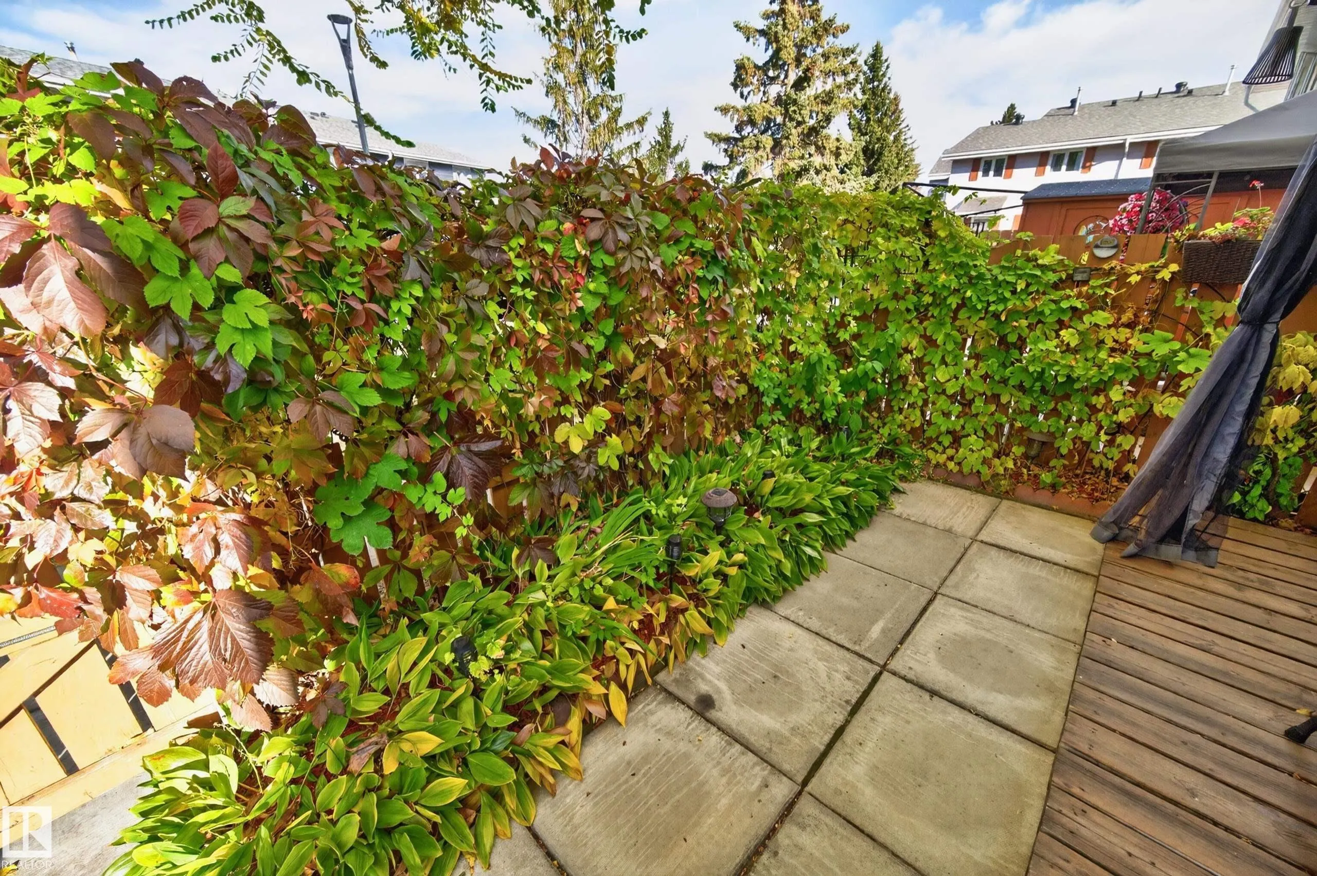 15A CALLINGWOOD Court
