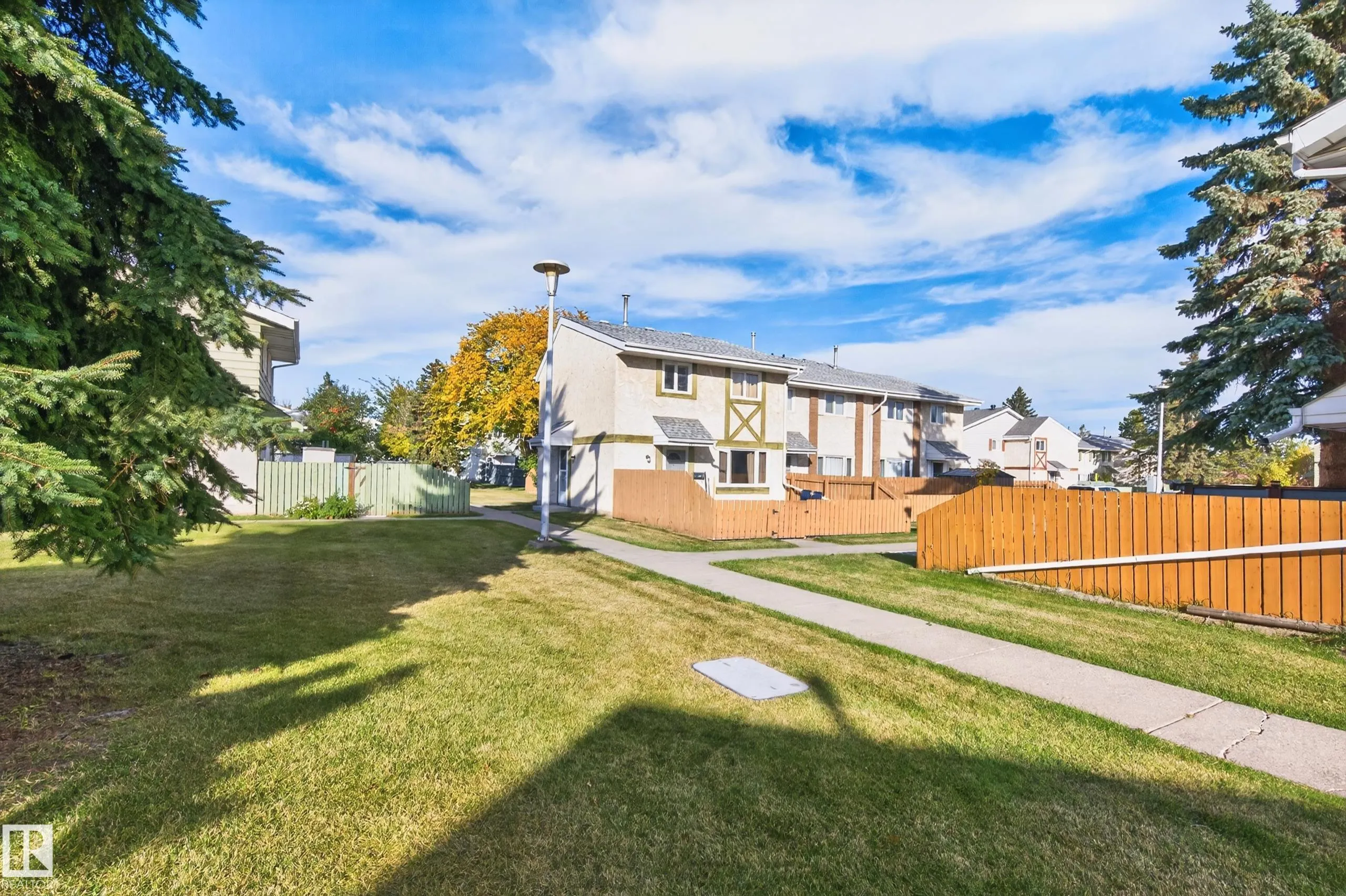 15A CALLINGWOOD Court