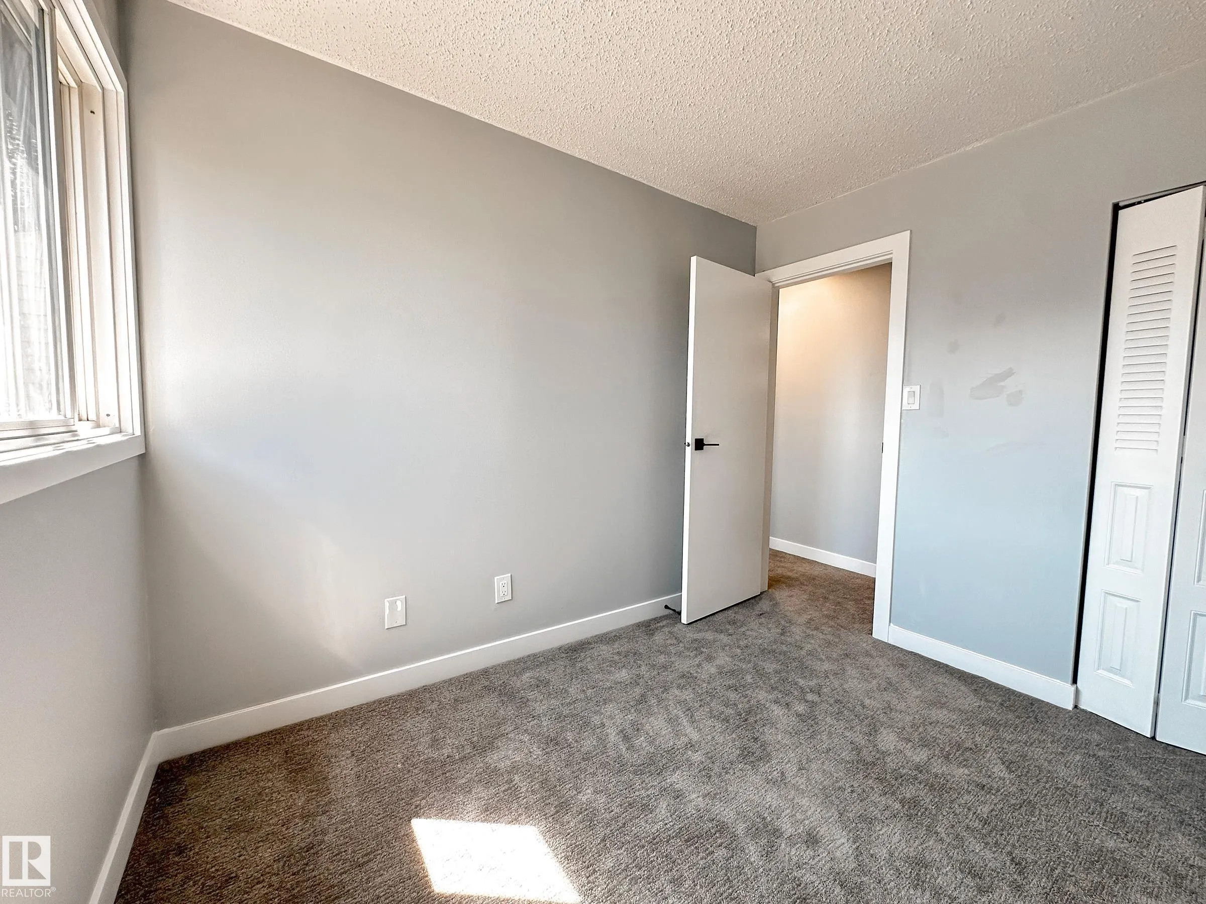 862 ERIN Place
