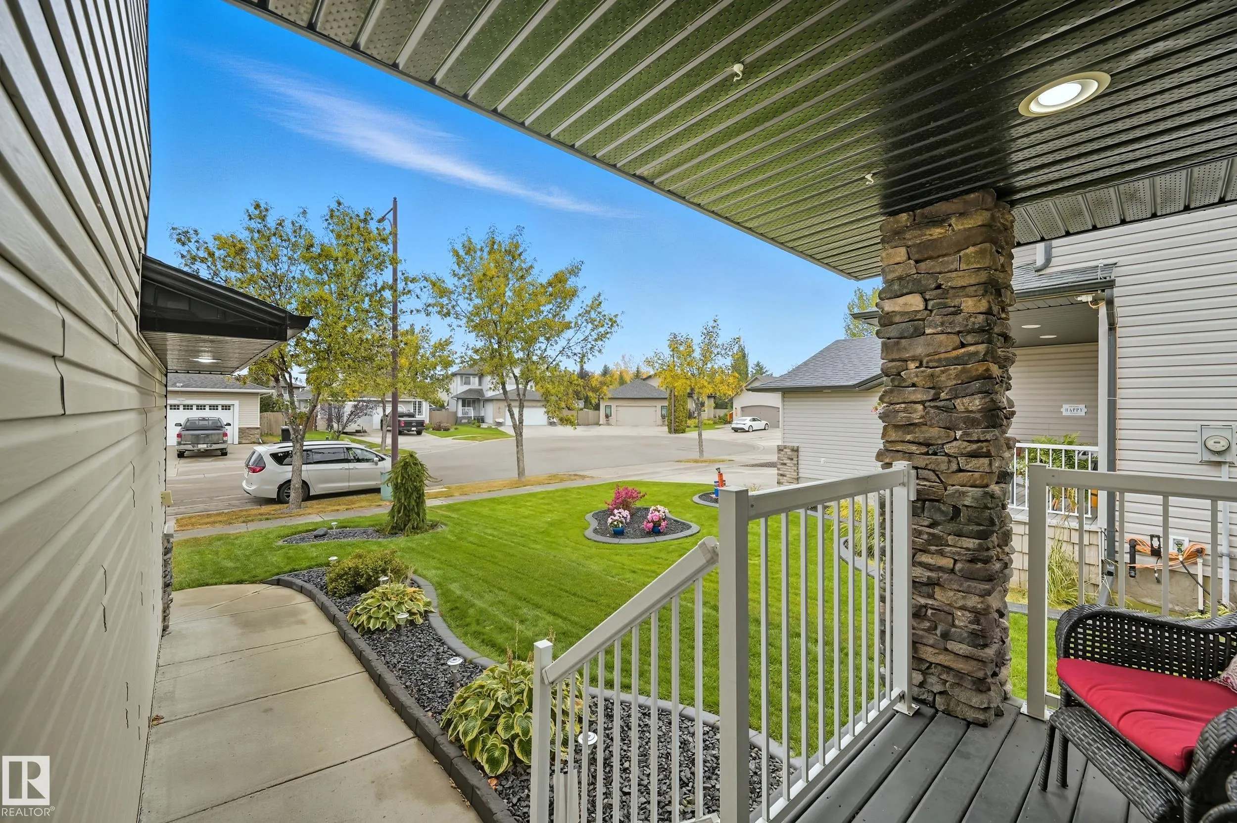 5 VALLEY Close