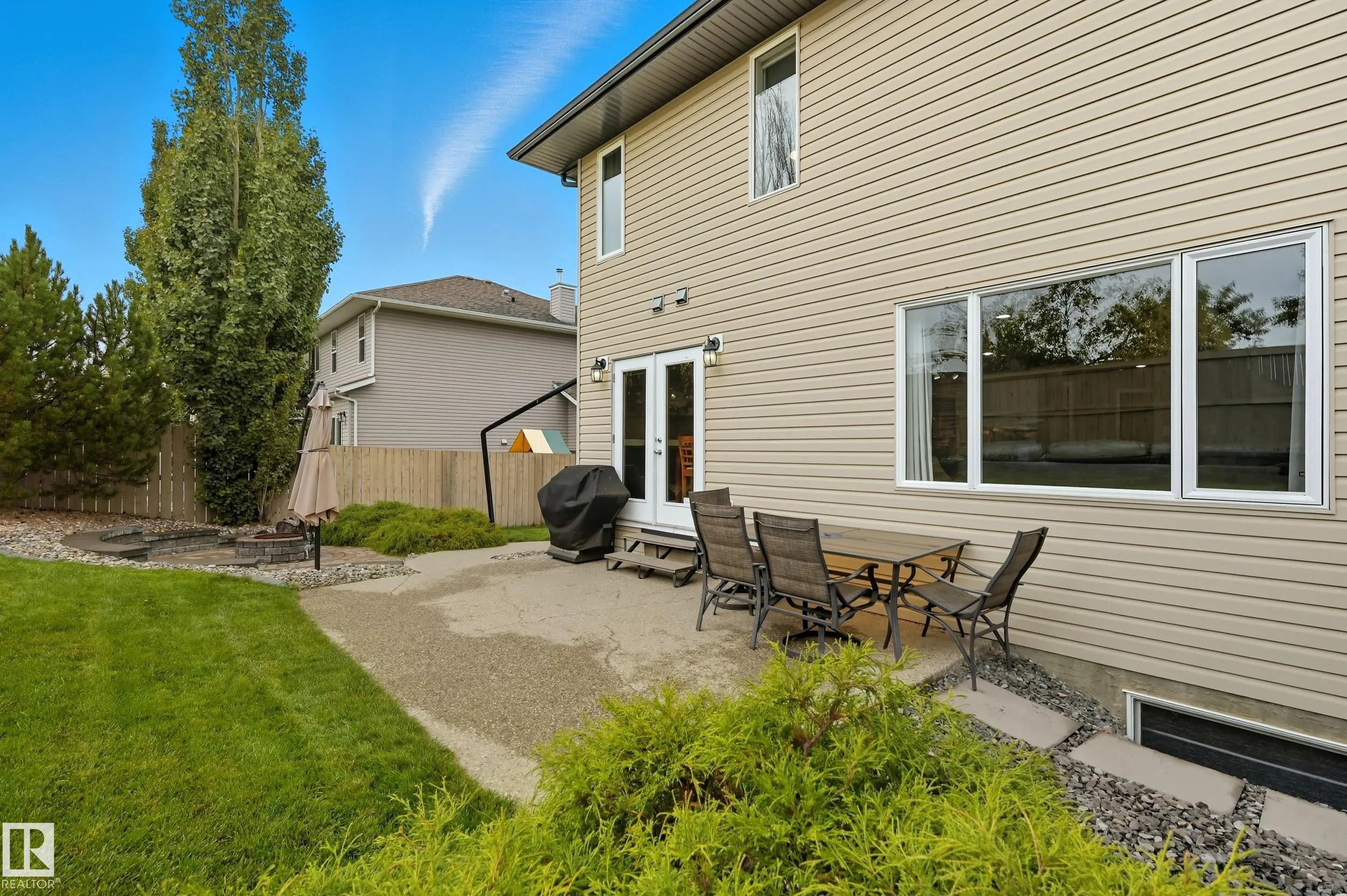5 VALLEY Close
