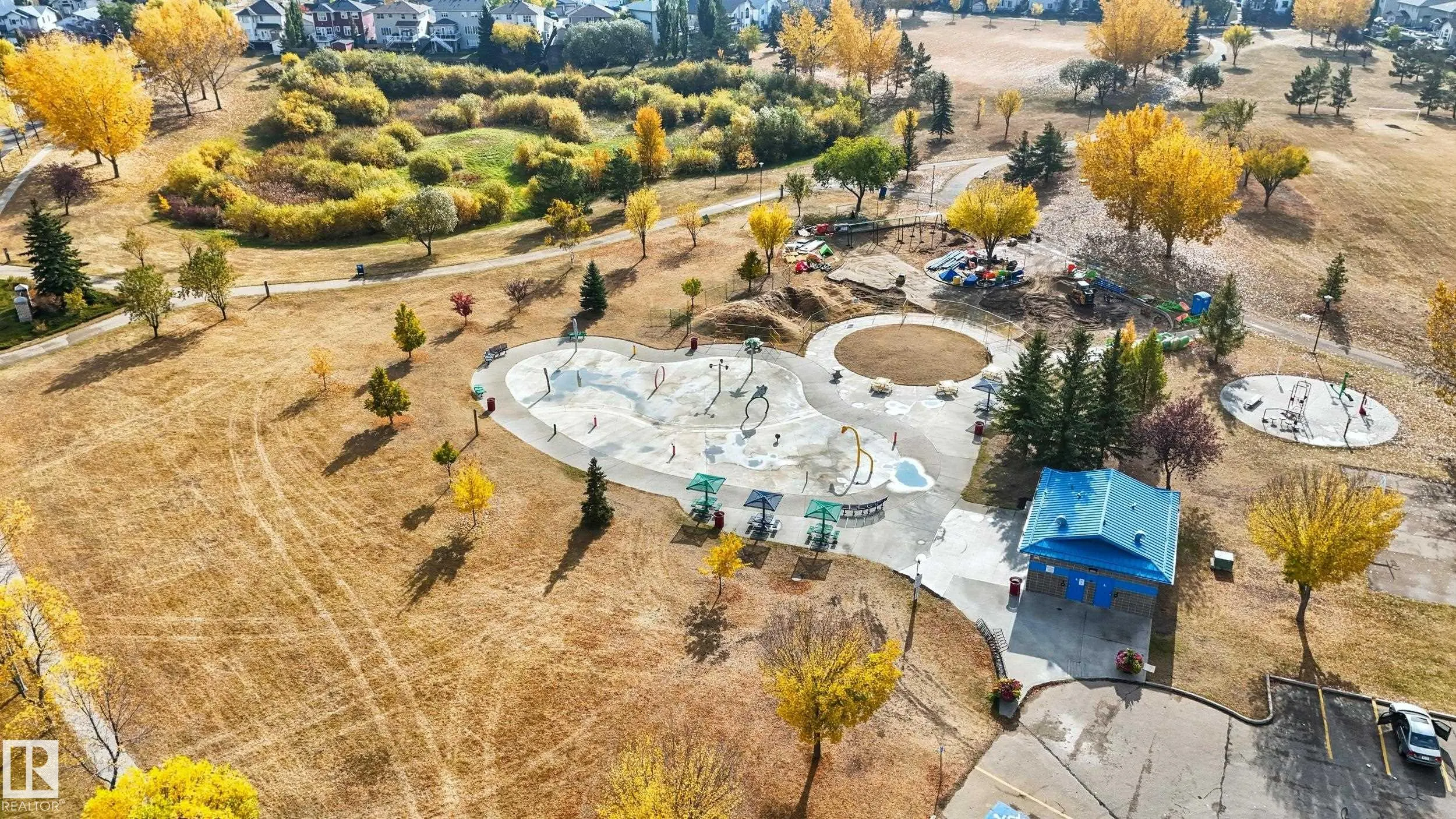 5 VALLEY Close