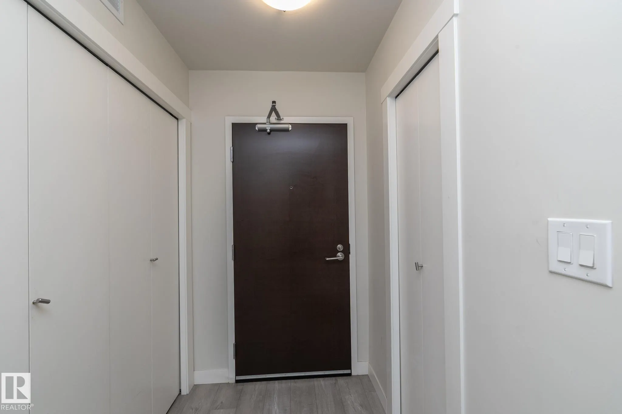 10410 102 Avenue