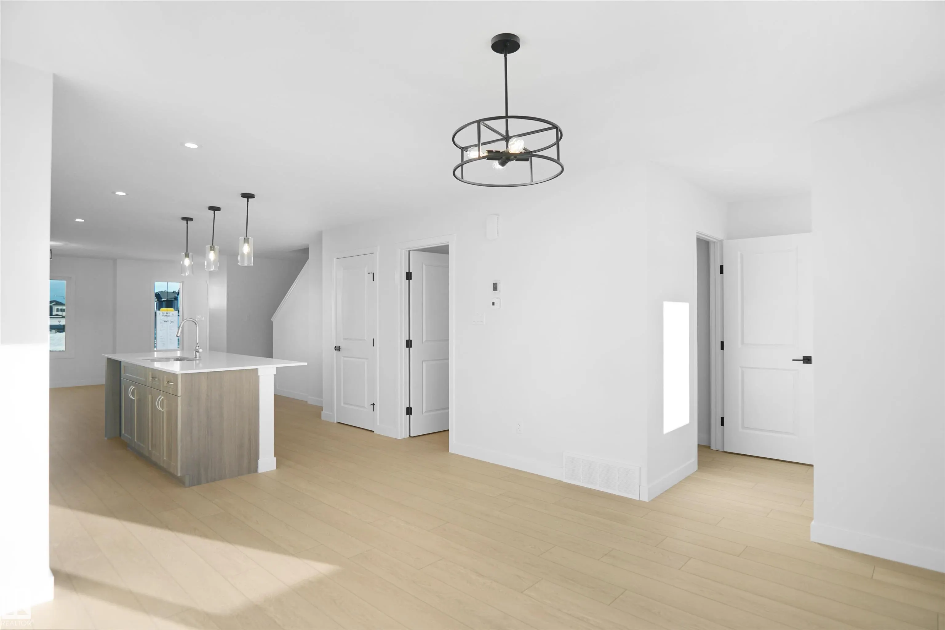 590 Ashgrove Circle