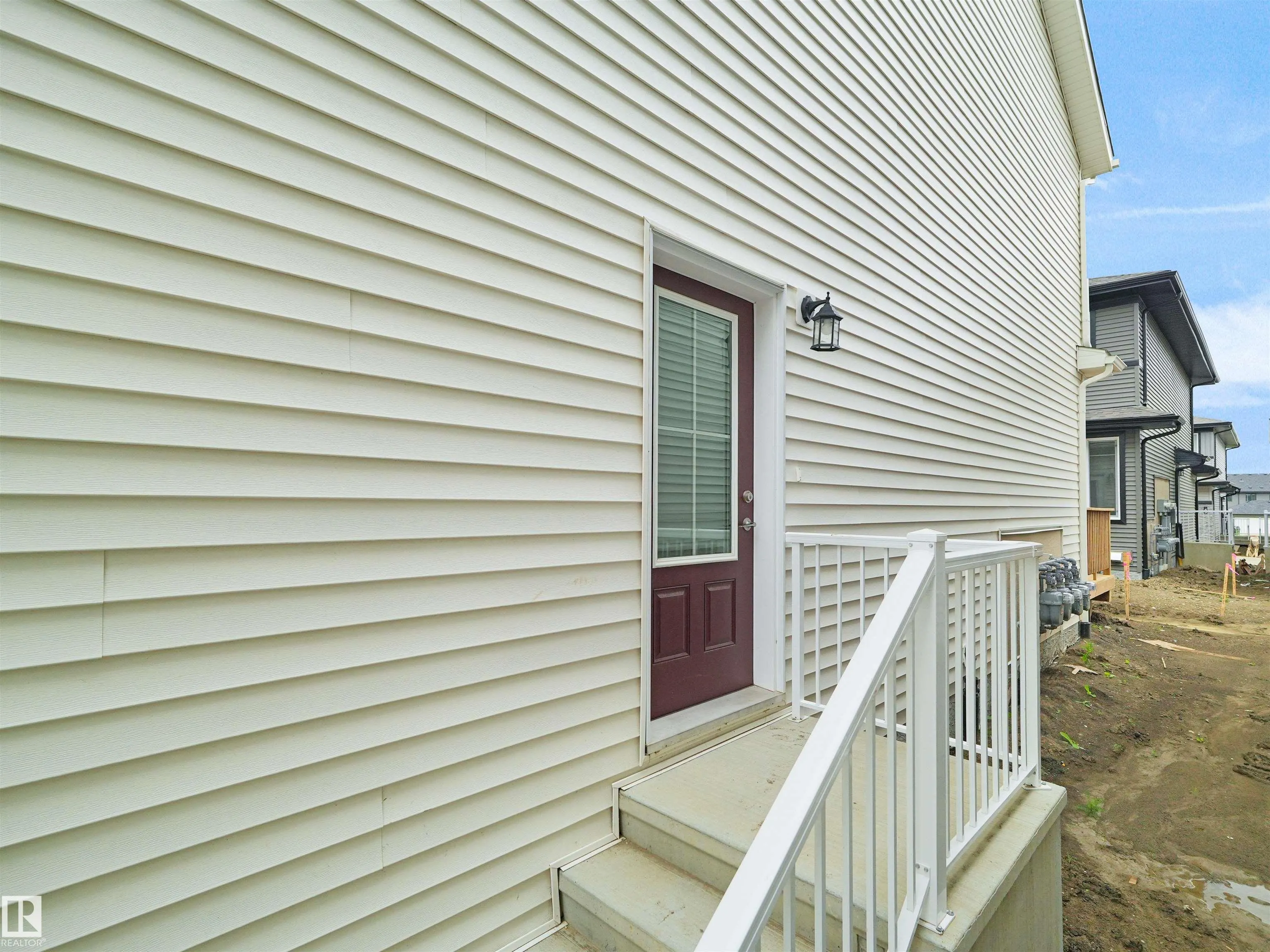 7110 Keswick Common