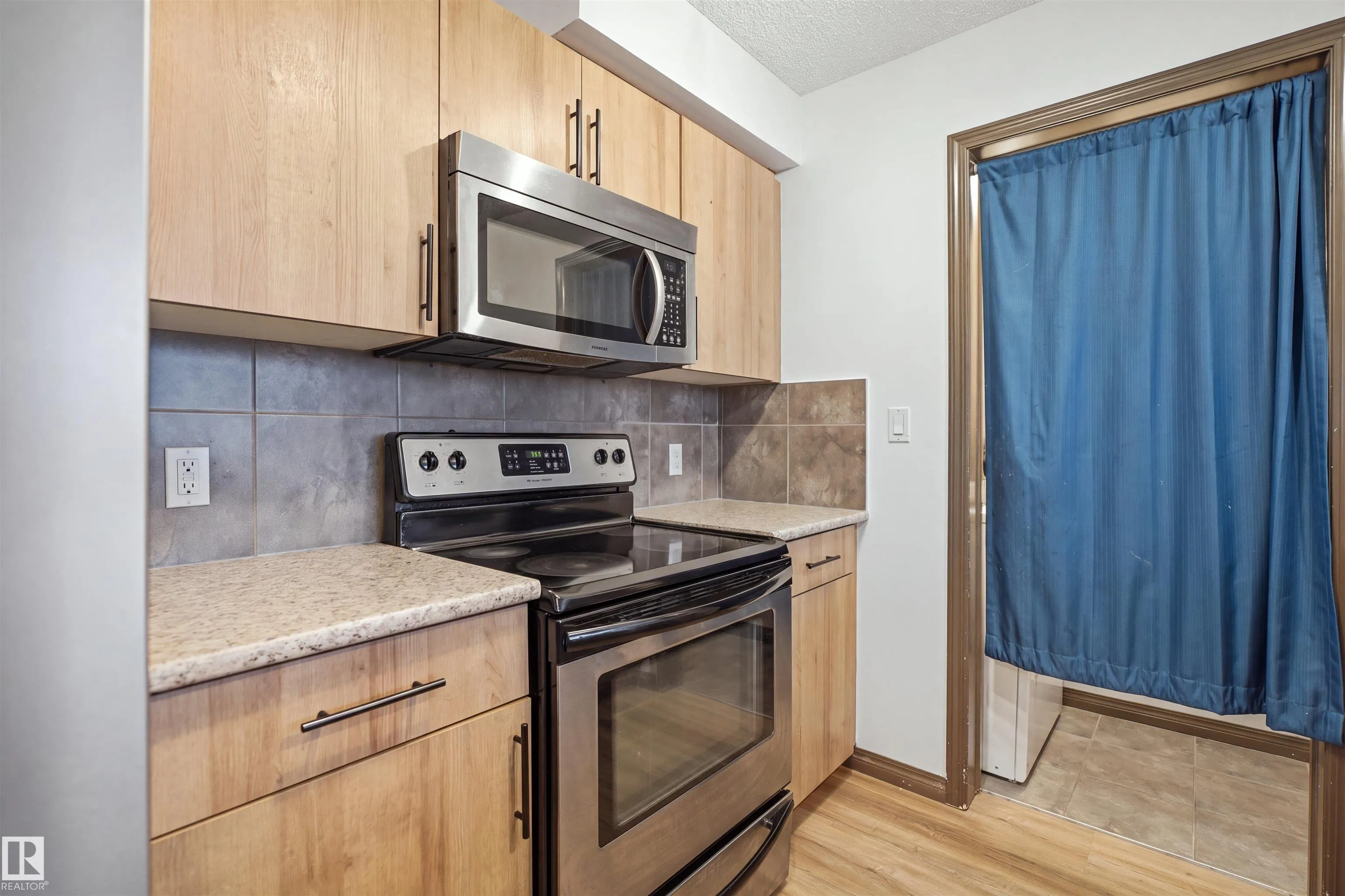 105 ambleside dr
