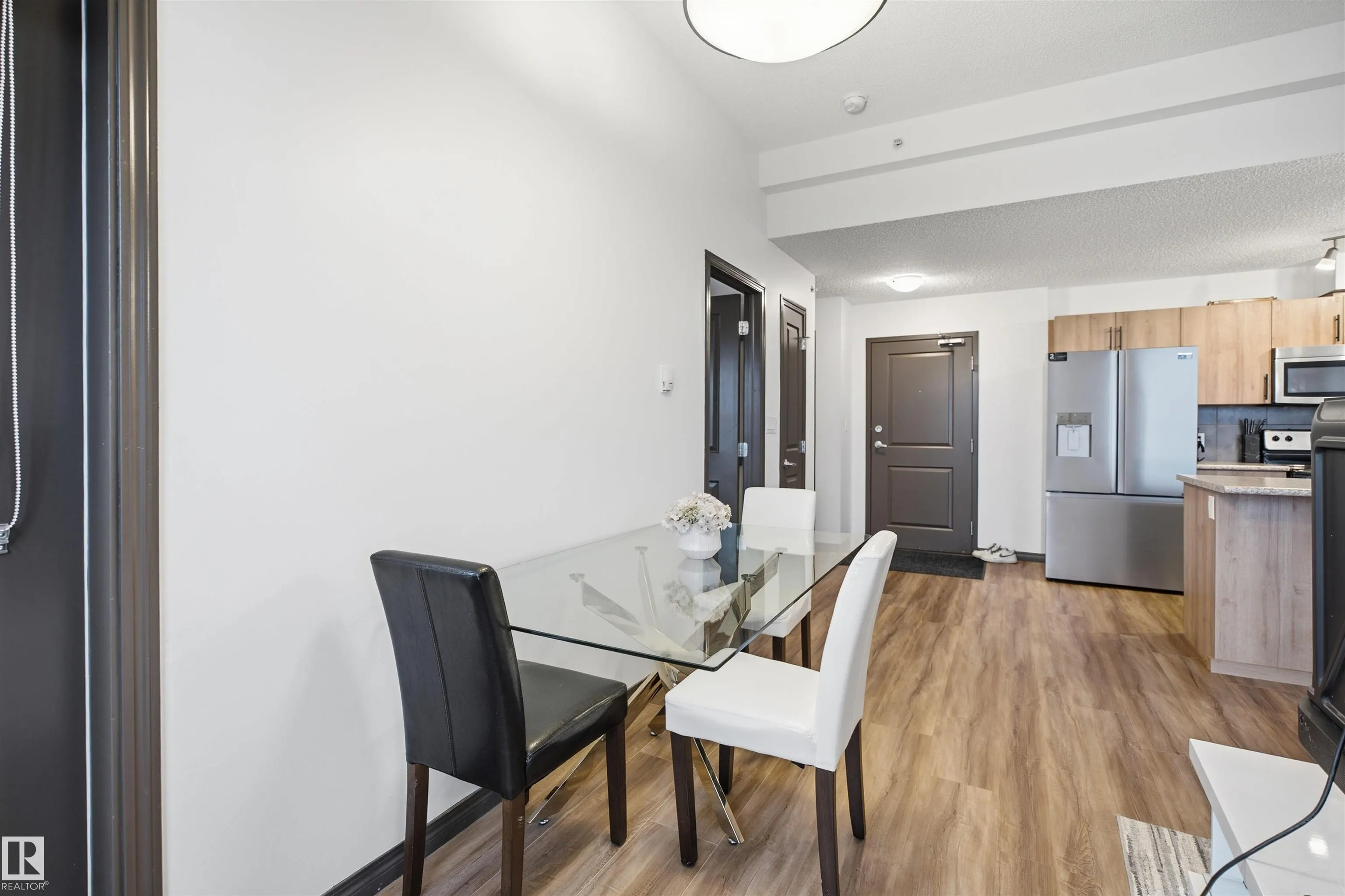 105 ambleside dr