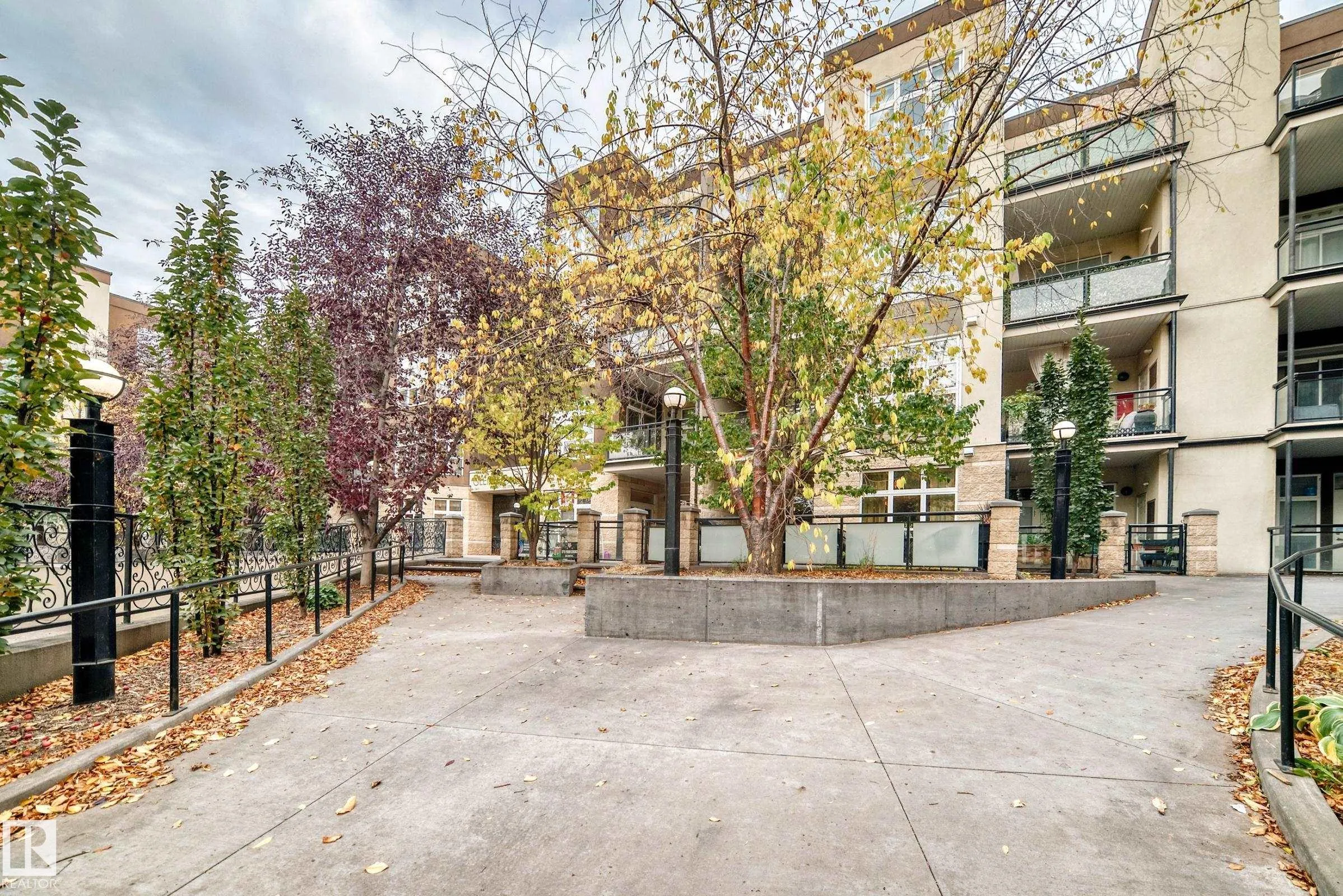 10407 122 Street